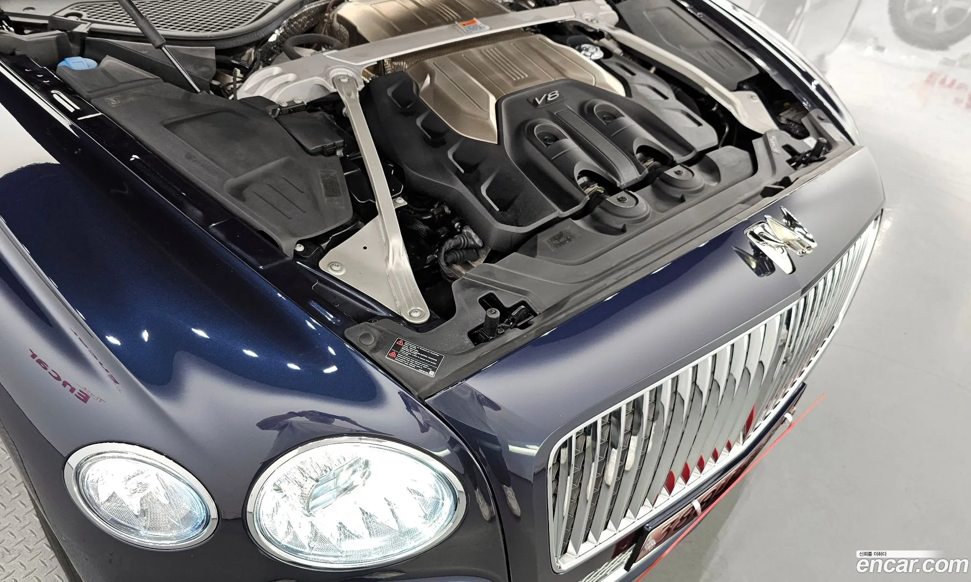 Bentley Flying Spur 3Rd Generation 40 - фотография 4181097