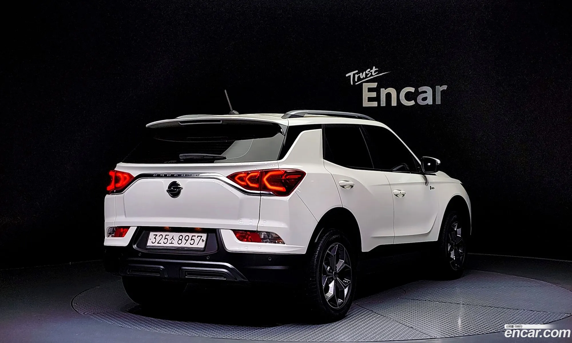 Kg Mobility Ssangyong Beautiful Korando Gasoline 15 2Wd C5 Plus - фотография 7473246