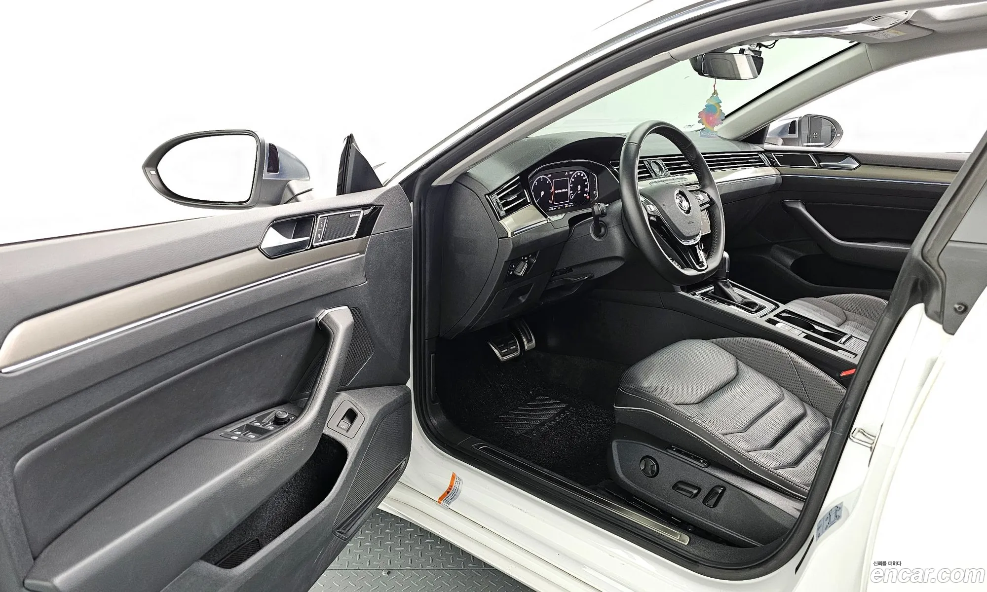 Korex Auto Trade - фотография 12316833