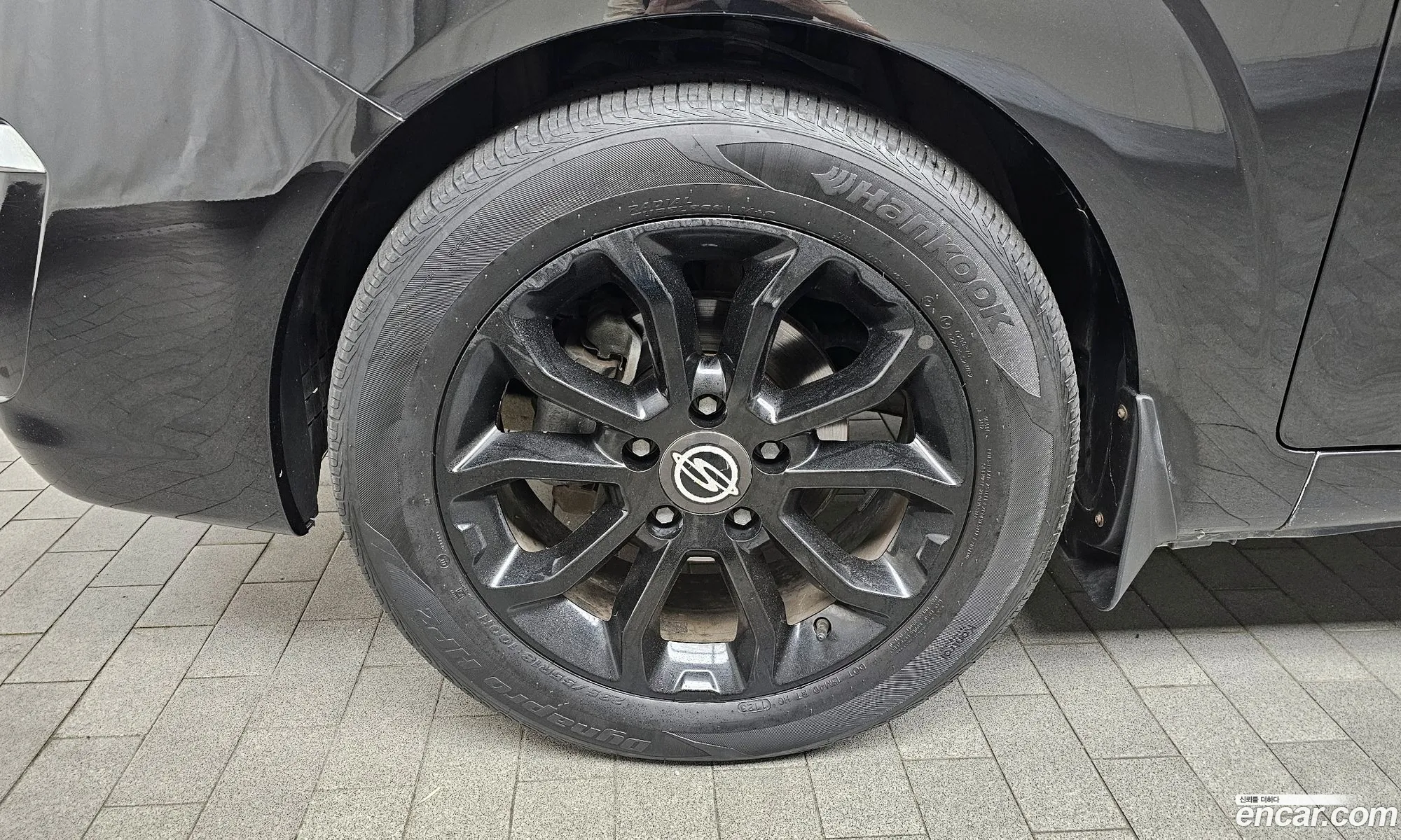 Kg Mobility Ssangyong Korando Turismo 4Wd Gt 9-Seater - фотография 7459822
