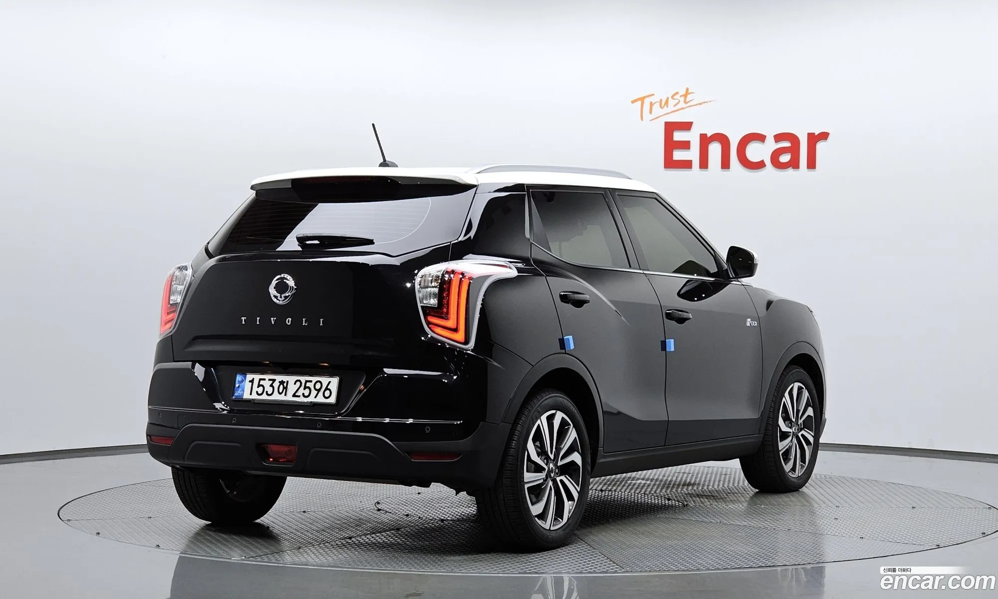 Very New Tivoli Gasoline 15 2Wd Limited Edition - фотография 7459831