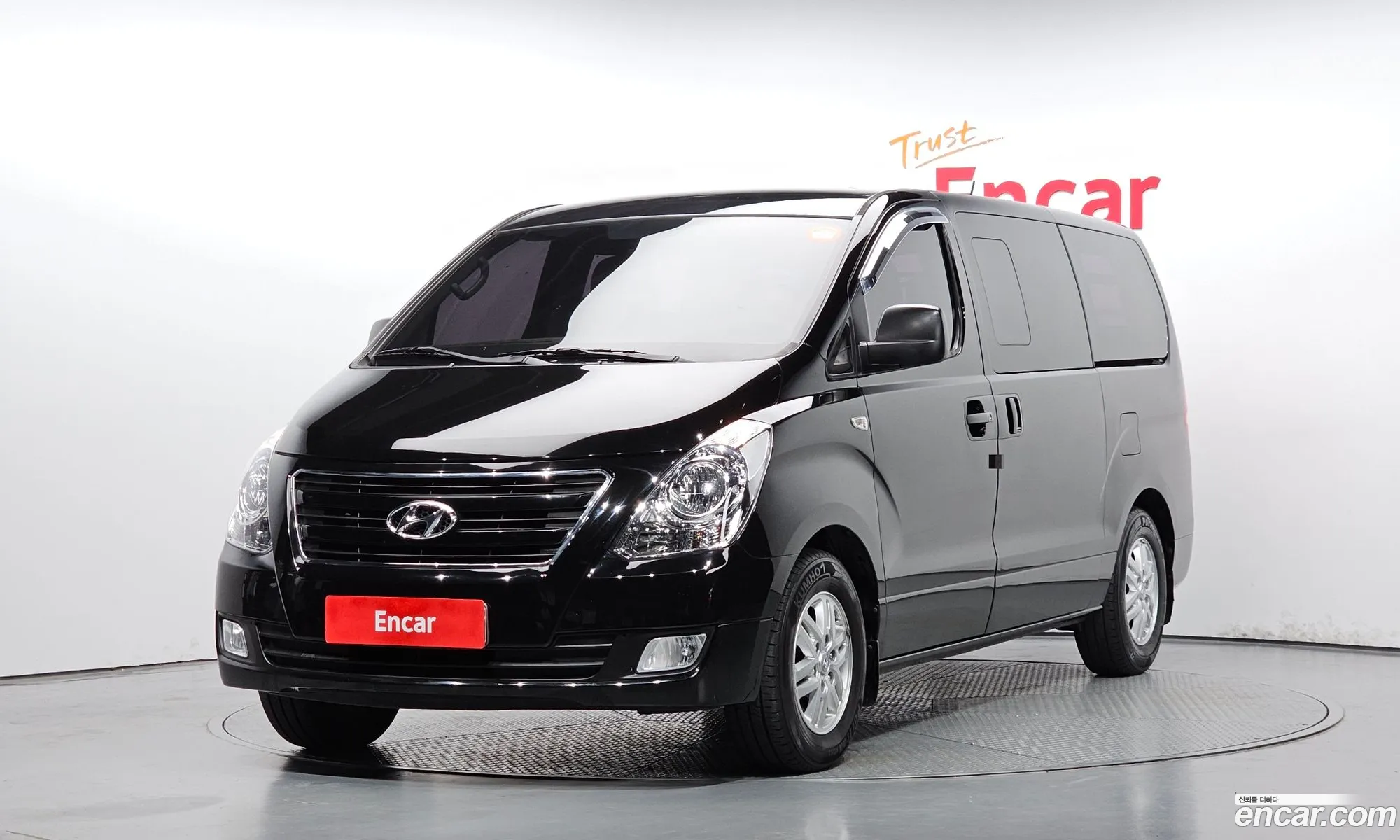 Hyundai Grand Starex 5-Seater Van Modern - фотография 12529497