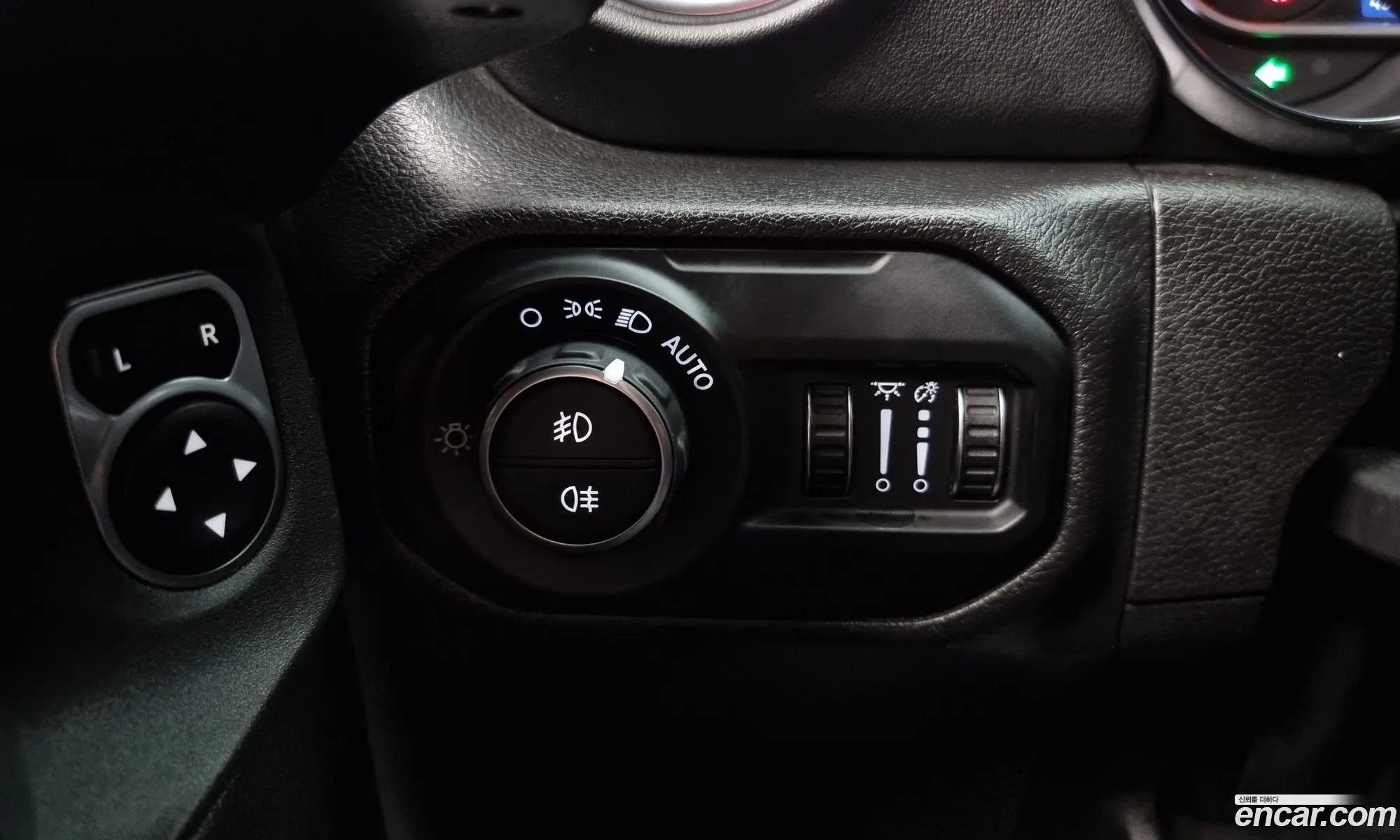 Wrangler Jl 20 Overland Power Top 4 Door - фотография 15105309