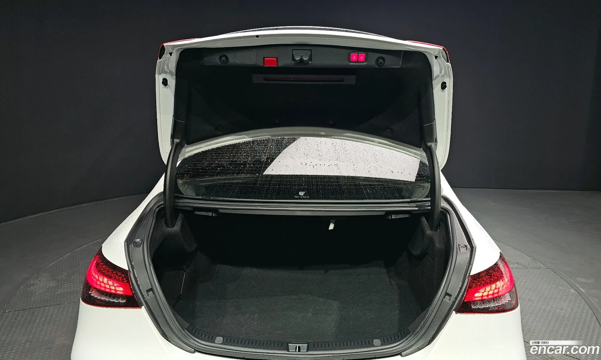 E-Class W213E350 4Matic Avant-Garde - фотография 8257930