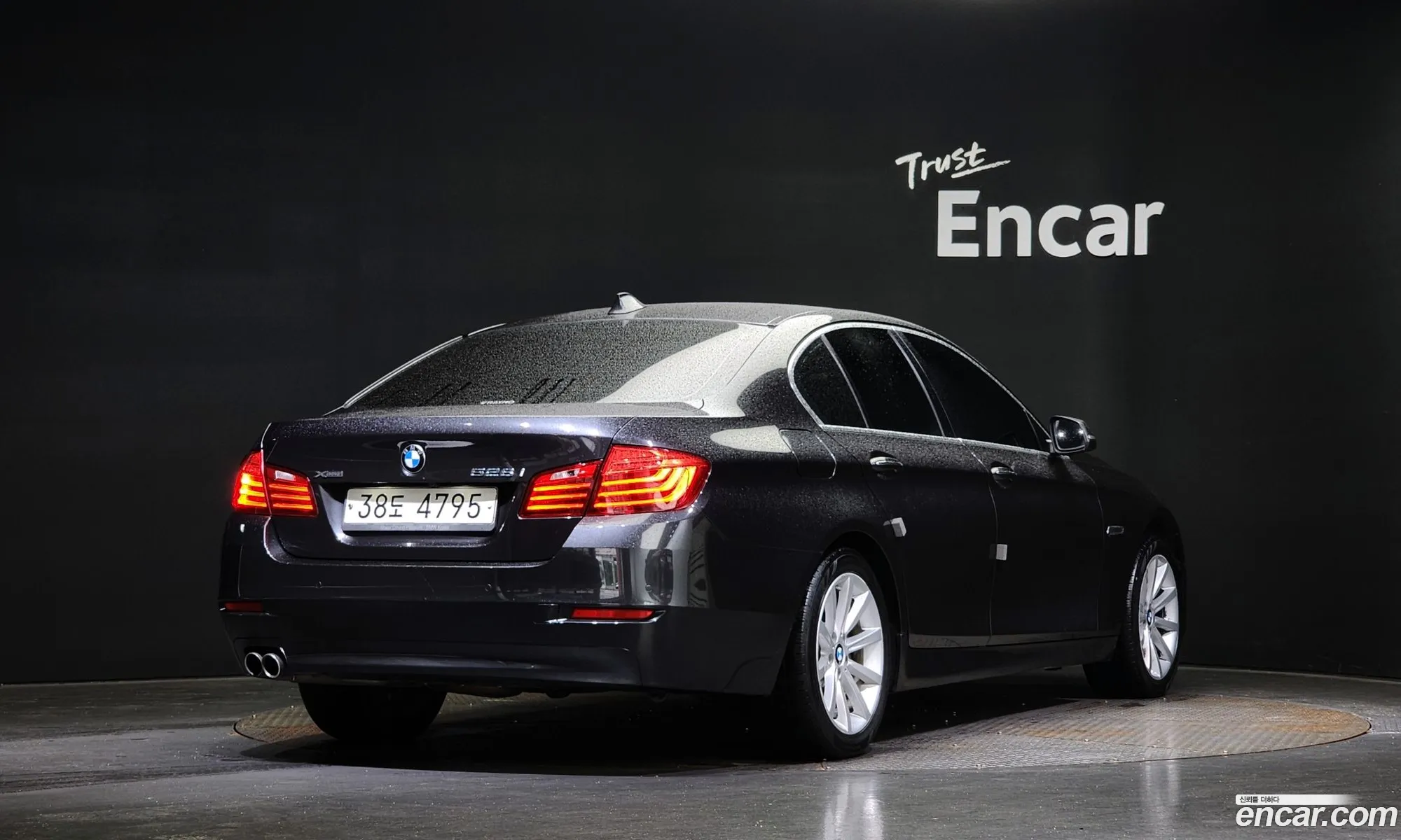 BMW 5 Series F10 528I xDrive - фотография 15054125