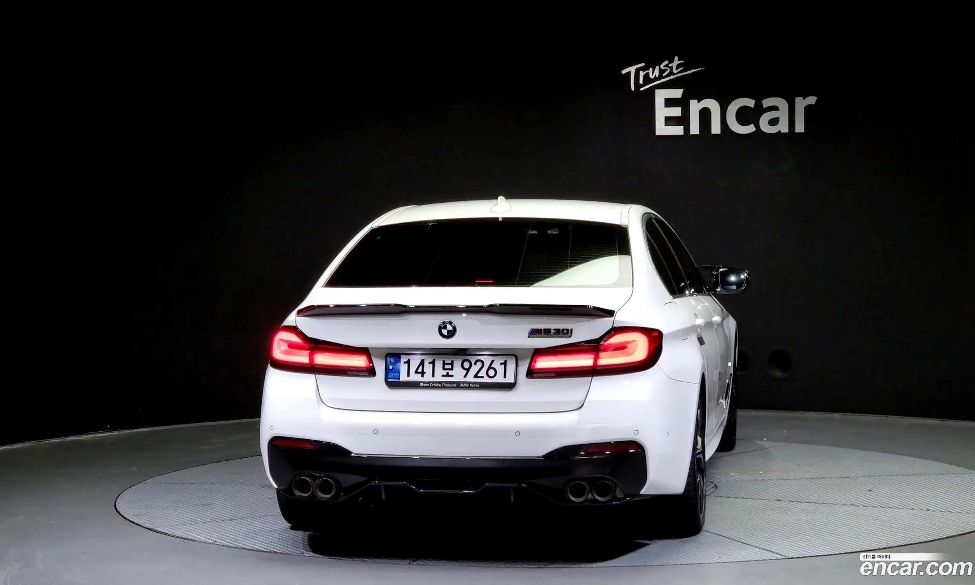 BMW 5 Series G30 530I M Sports - фотография 14308356