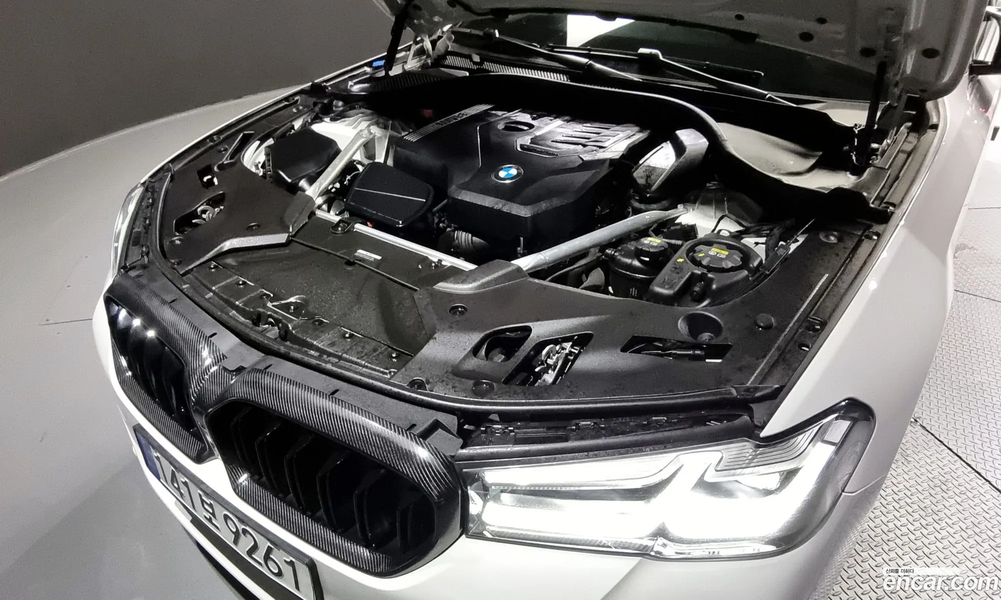 BMW 5 Series G30 530I M Sports - фотография 14308358