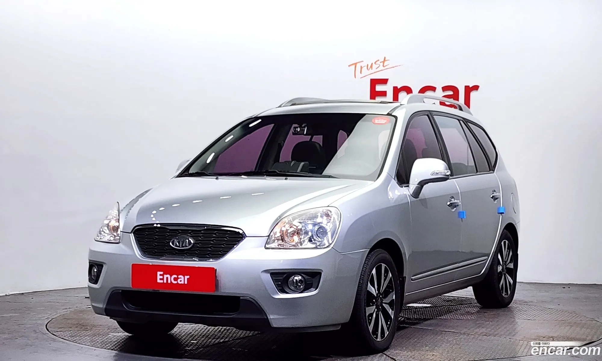 Kia New Carens Lpi 20 Glx Top-Of-The-Line Model - фотография 16922691