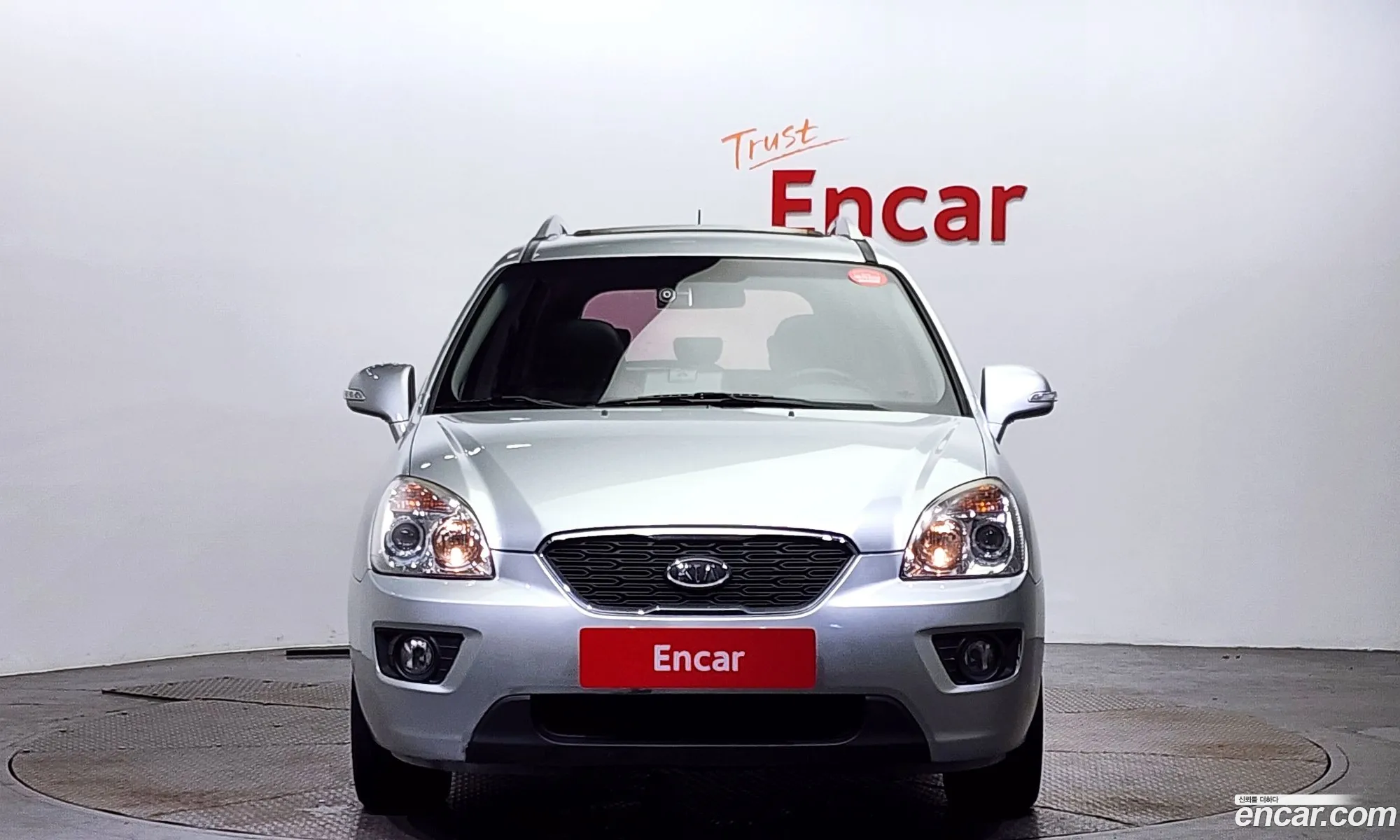 Kia New Carens Lpi 20 Glx Top-Of-The-Line Model - фотография 16922693
