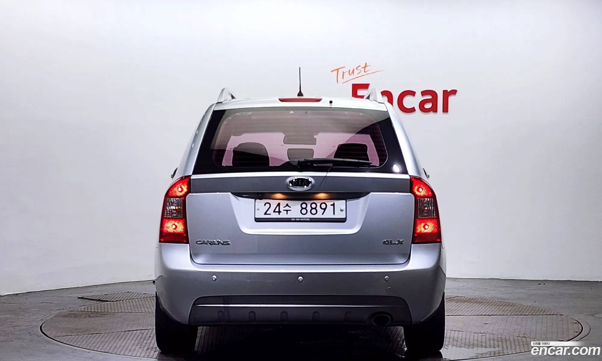 Kia New Carens Lpi 20 Glx Top-Of-The-Line Model - фотография 16922694