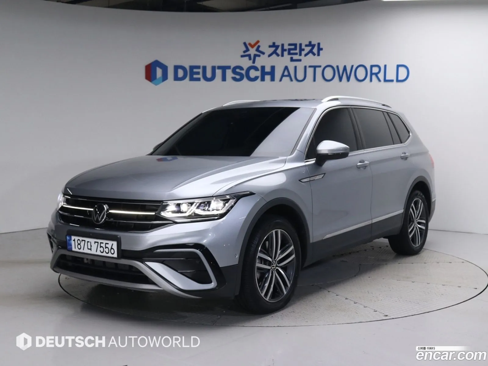 Volkswagen Tiguan Allspace 20 Tsi Prestige - фотография 12310349