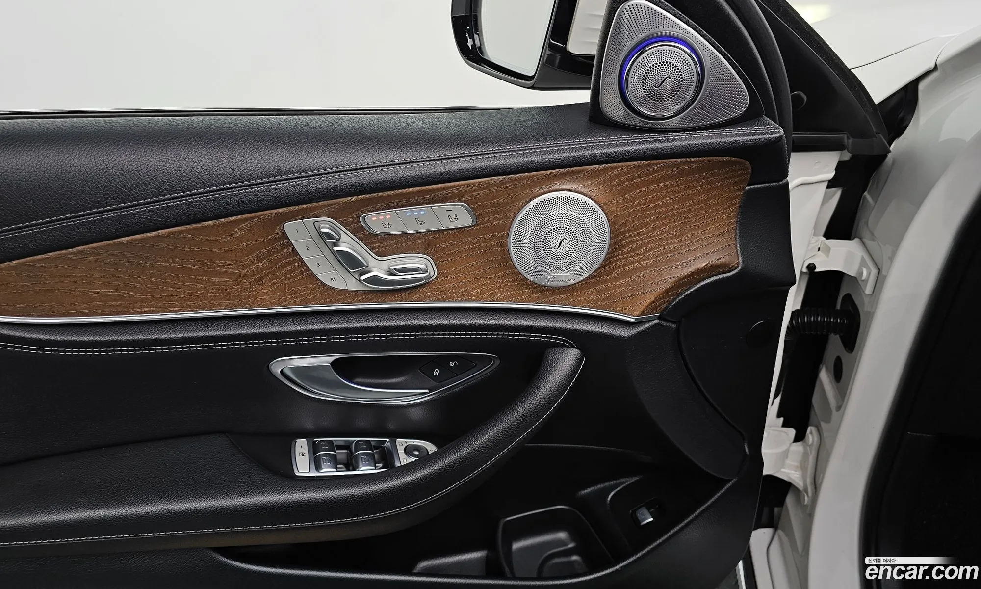 E-Class W213E300 4Matic Exclusive - фотография 15338839