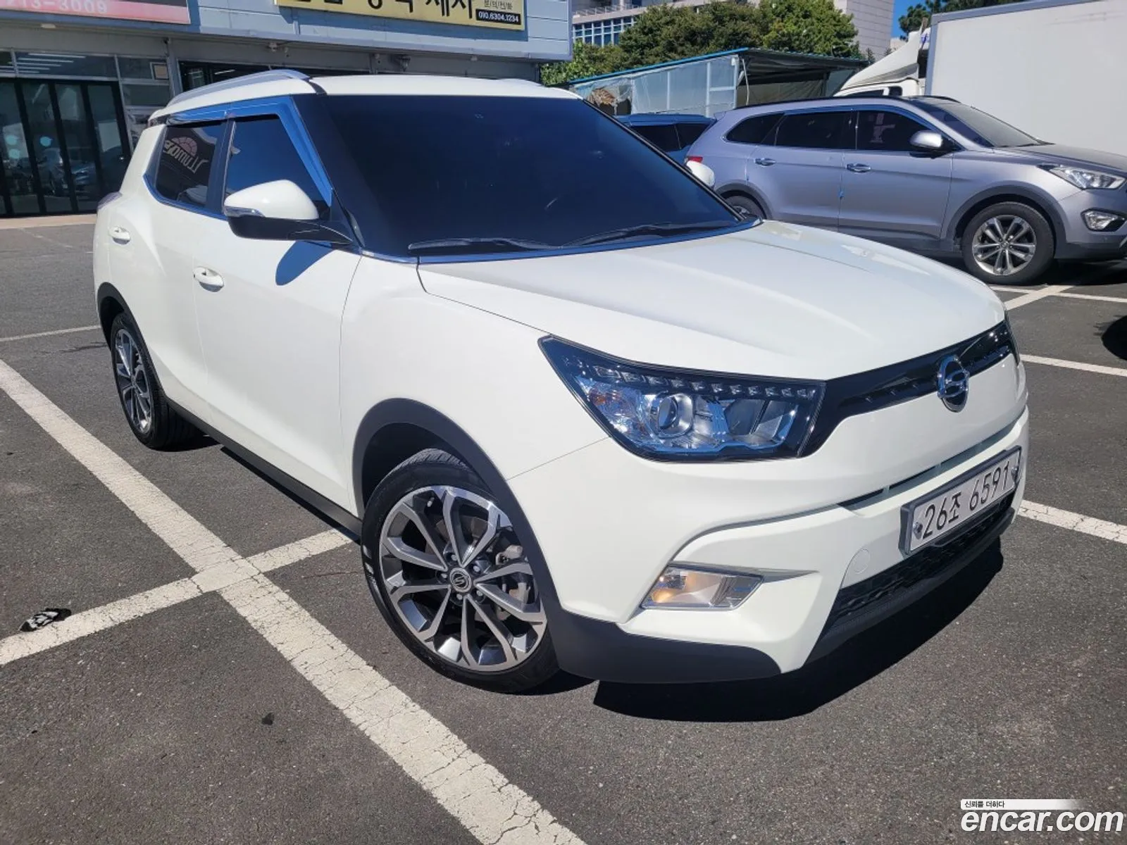 Kg Mobility Ssangyong Tivoli Lx 2Wd Top-Of-The-Line Model - фотография 7571217