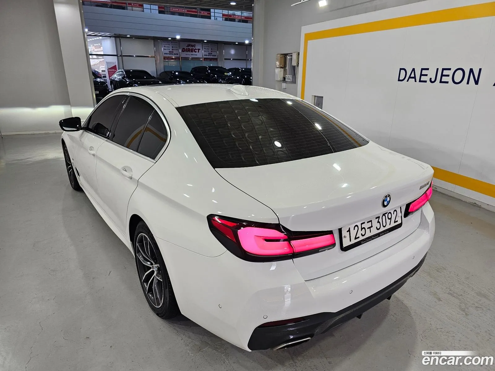 BMW 5 Series G30 520I M Sports - фотография 14529622
