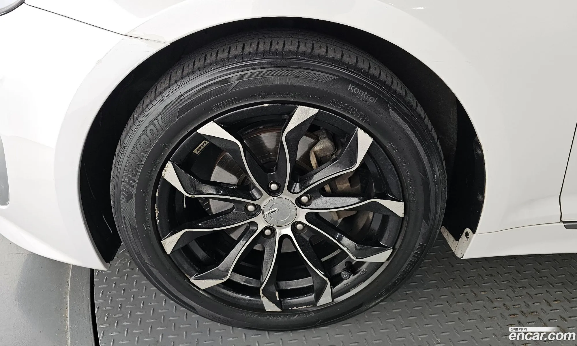 Kia K5 I Prestige 2011 - фотография 1567640