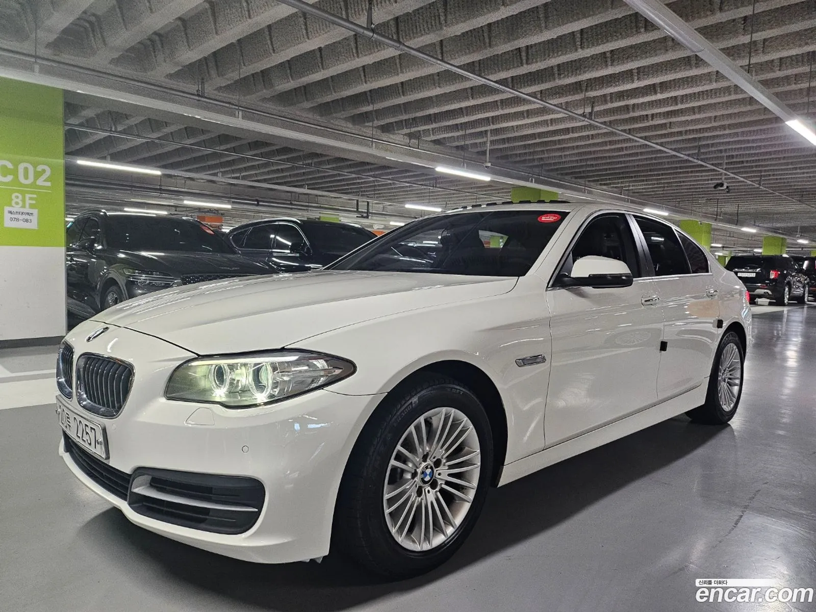 BMW 5 Series F10 520D xDrive - фотография 14529547