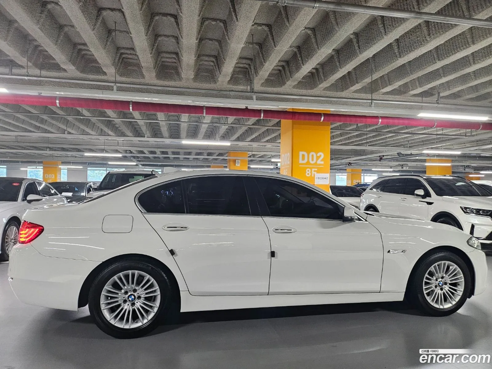 BMW 5 Series F10 520D xDrive - фотография 14529550