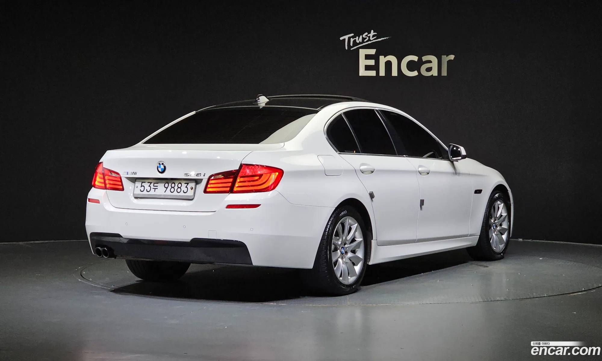 BMW 5 Series F10 528I - фотография 16213461