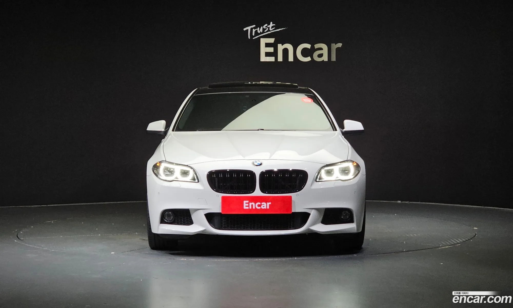 BMW 5 Series F10 528I - фотография 16213462