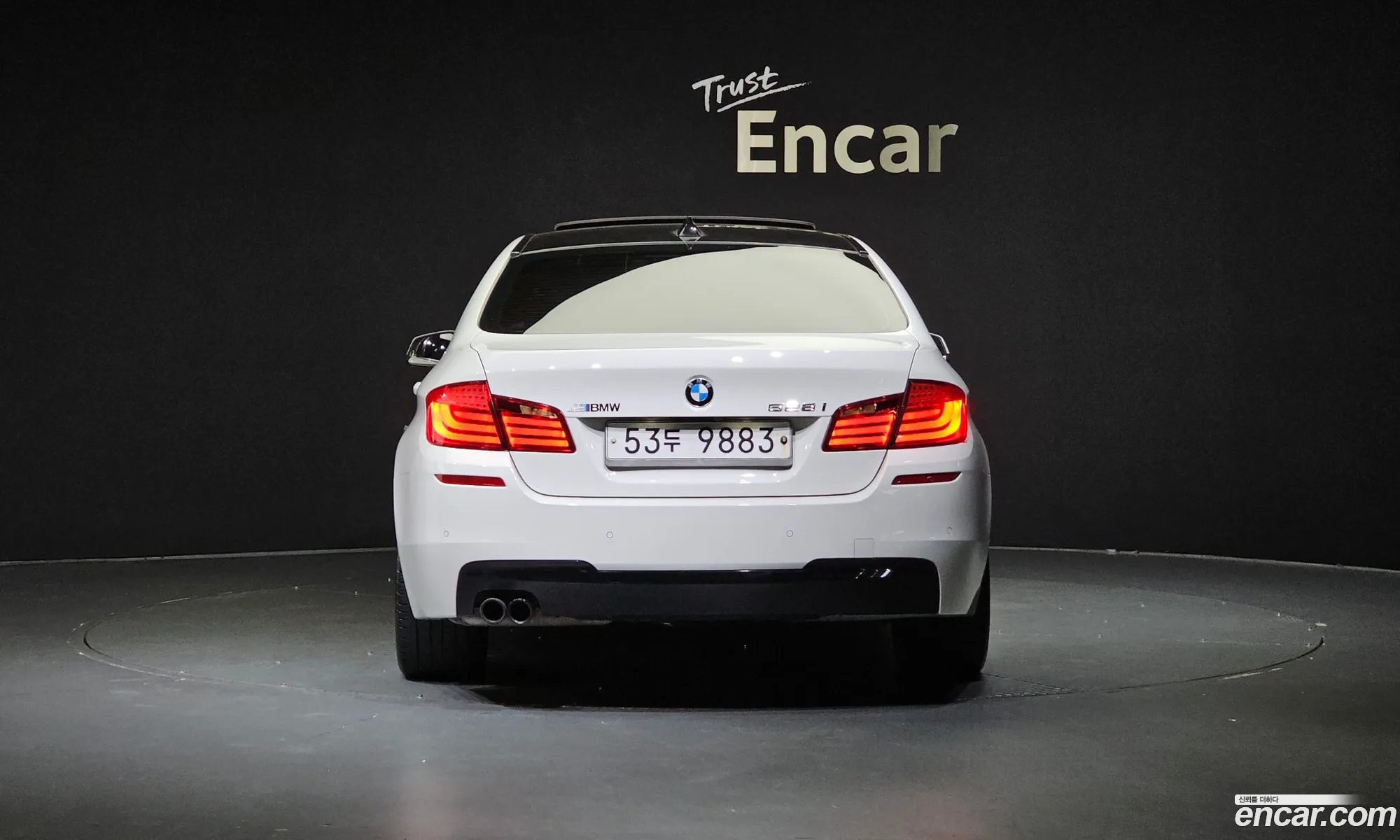 BMW 5 Series F10 528I - фотография 16213463