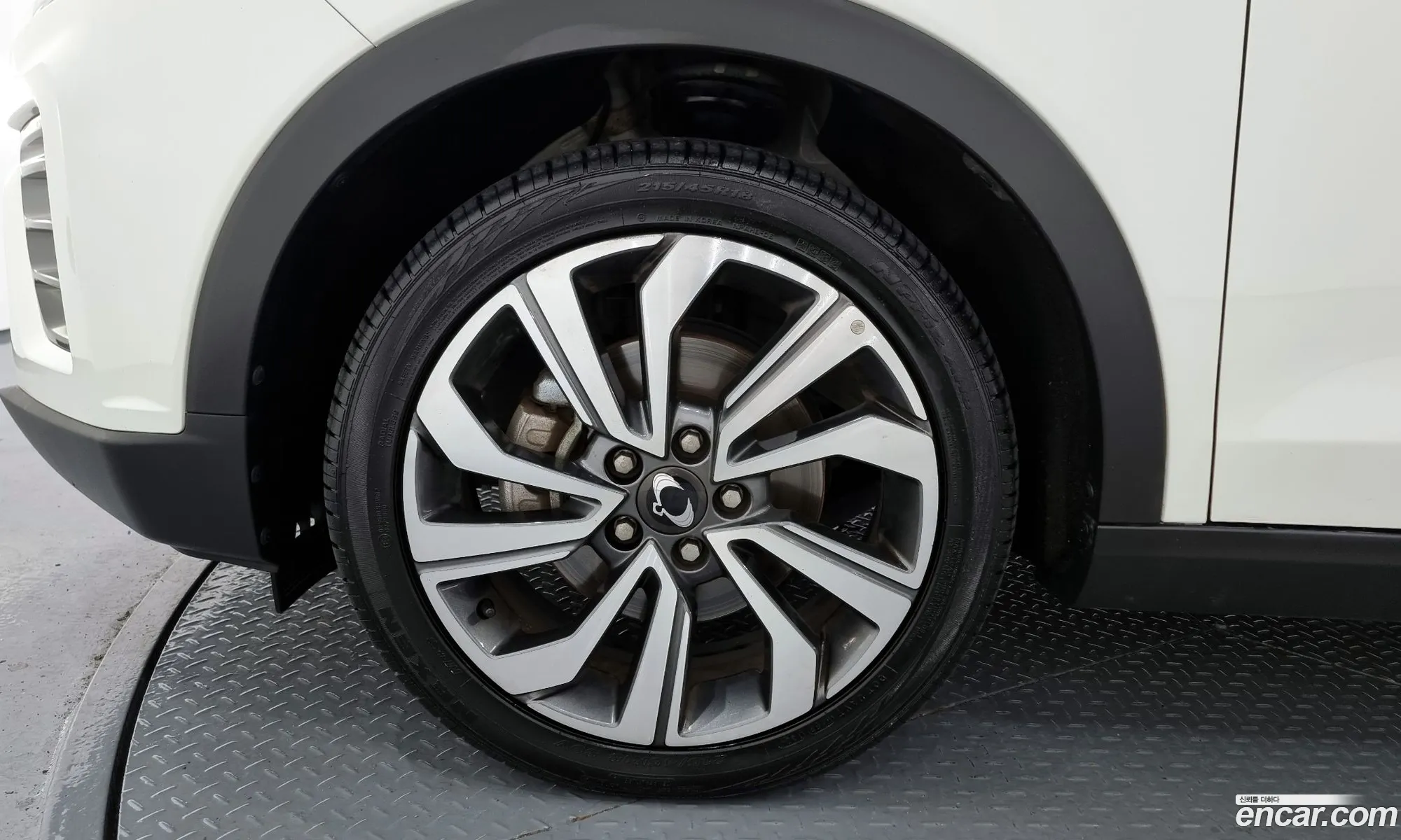 Kg Mobility Ssangyong Very New Tivoli Gasoline 15 2Wd V5 - фотография 7567639