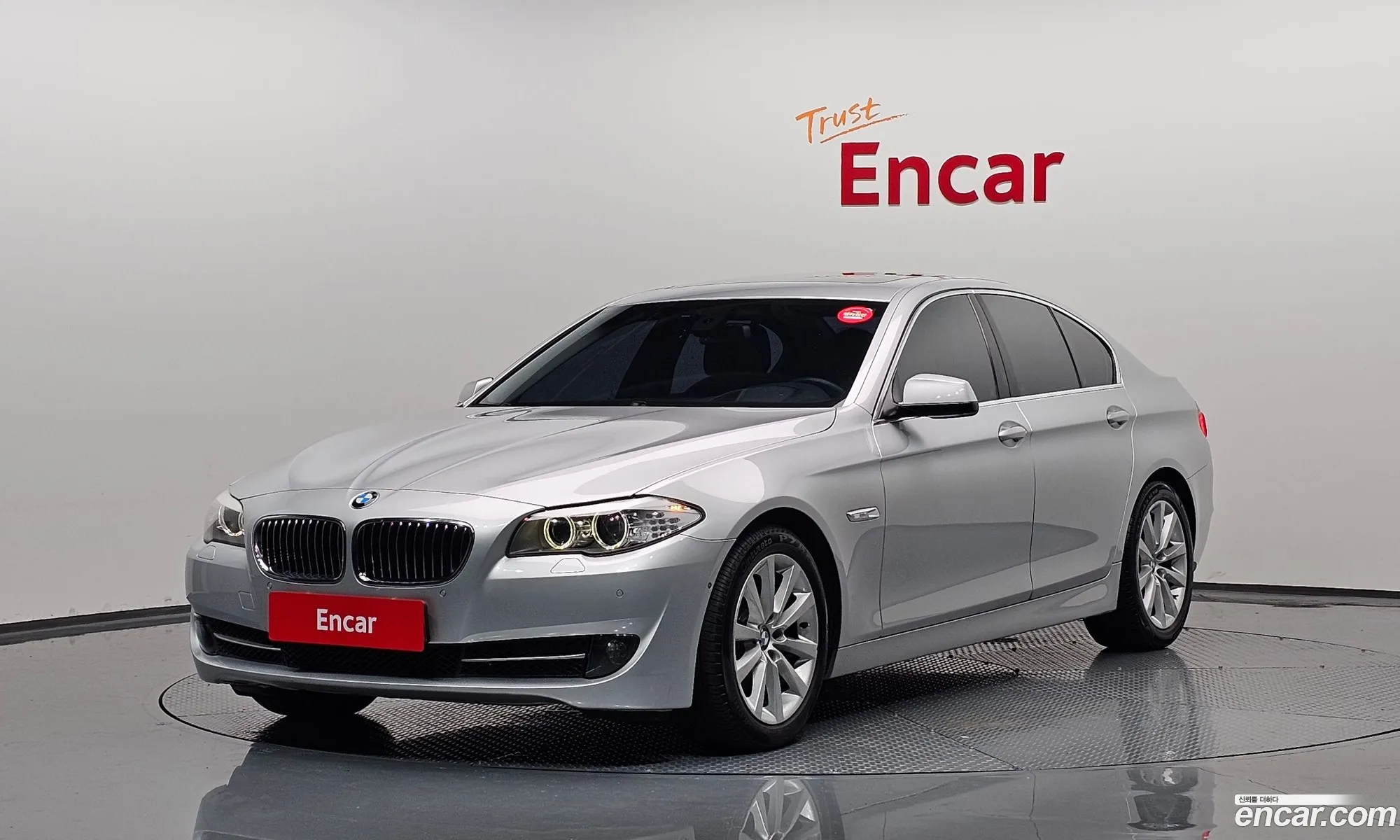 BMW 5 Series F10 528I - фотография 14723555