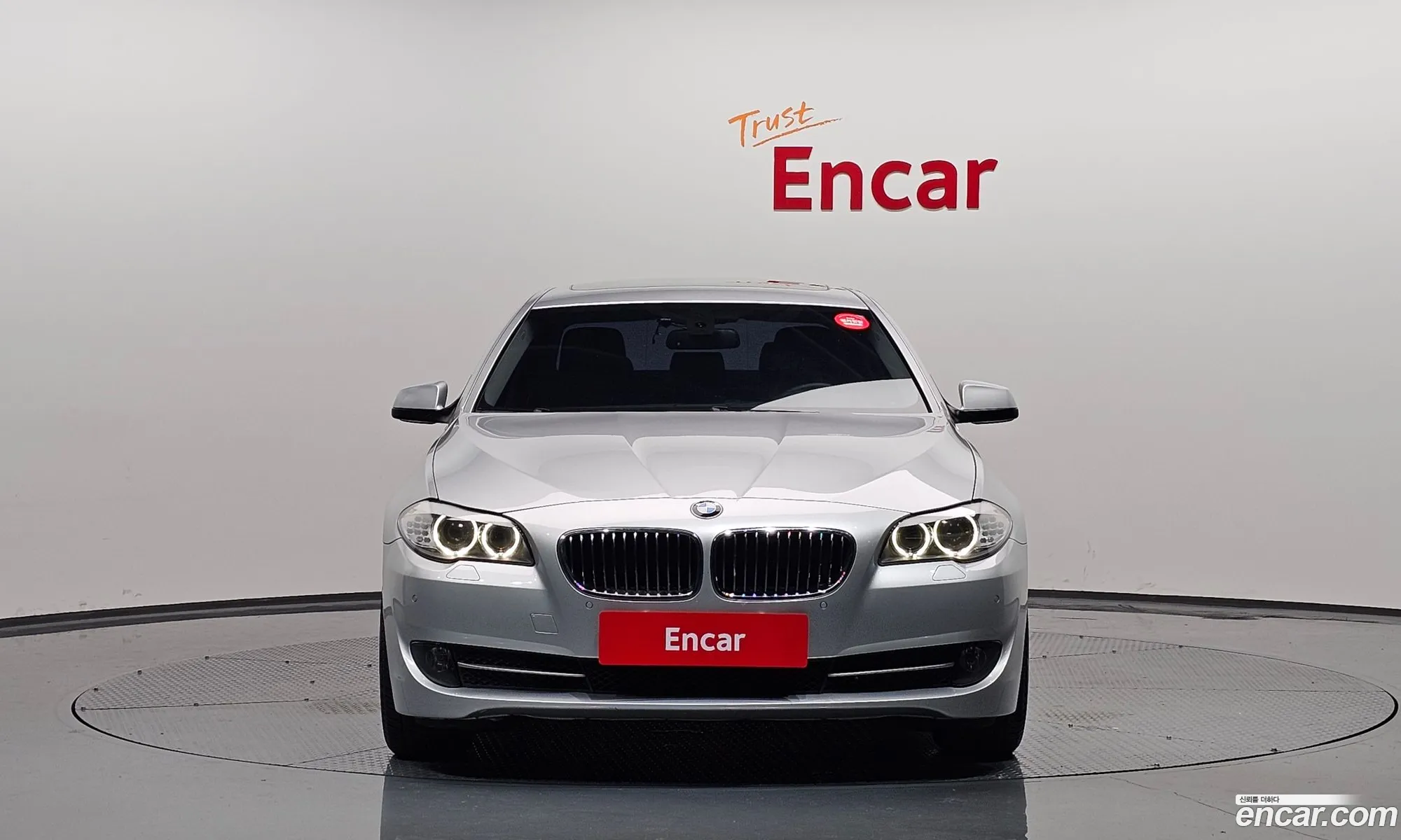 BMW 5 Series F10 528I - фотография 14723557