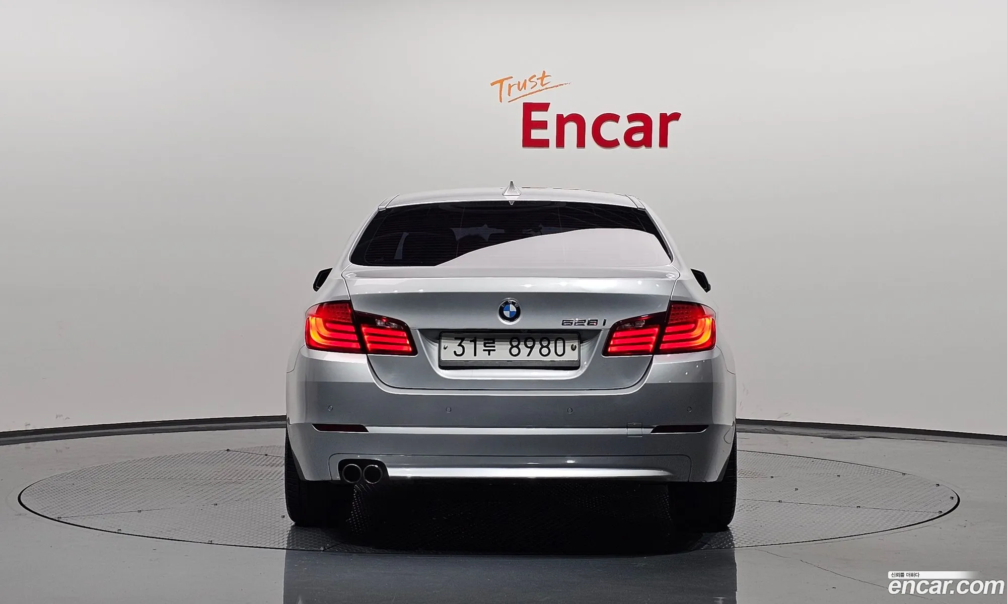 BMW 5 Series F10 528I - фотография 14723558