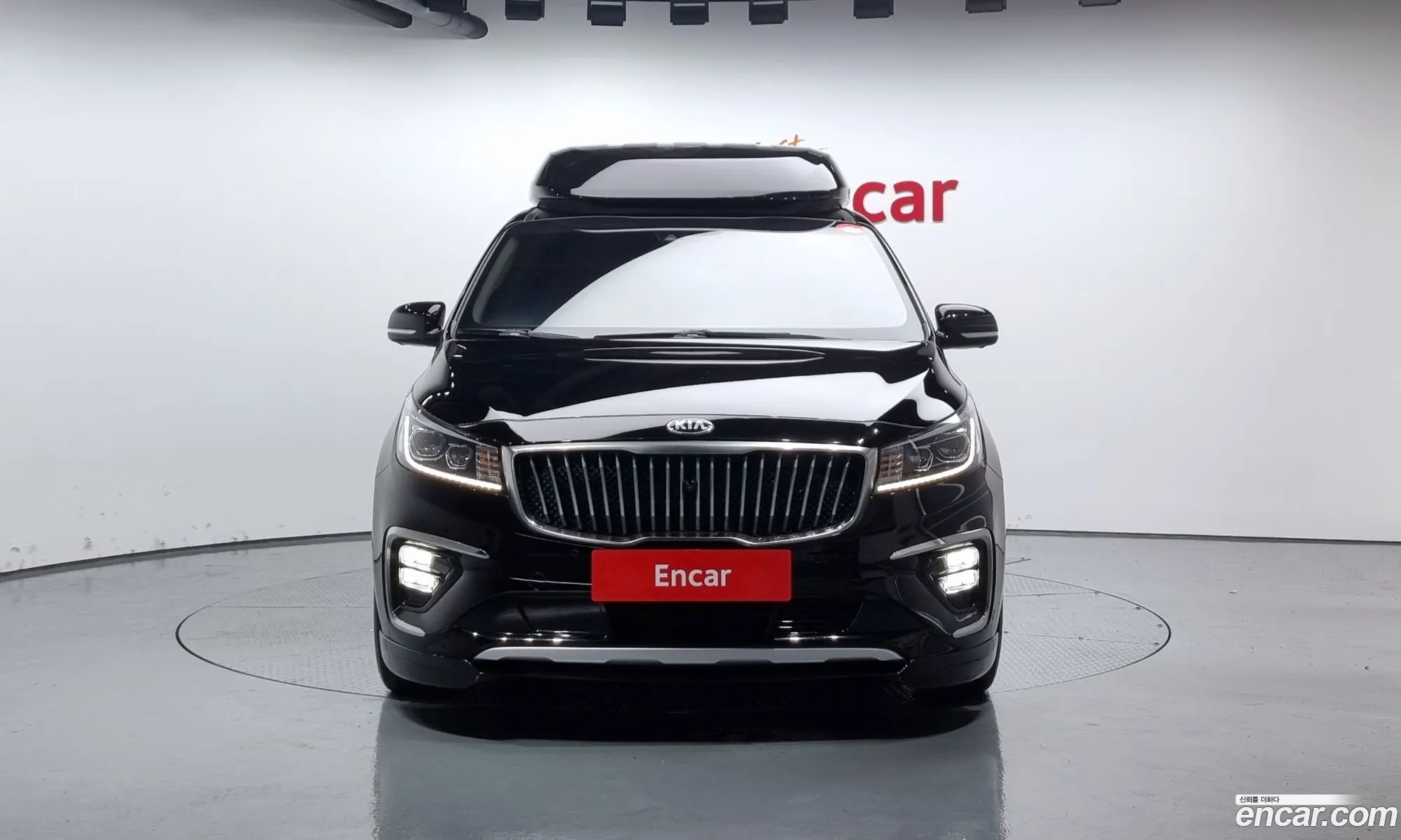 Kia The New Carnival Gasoline 9-Seater High Limousine Noblesse Special - фотография 16941407