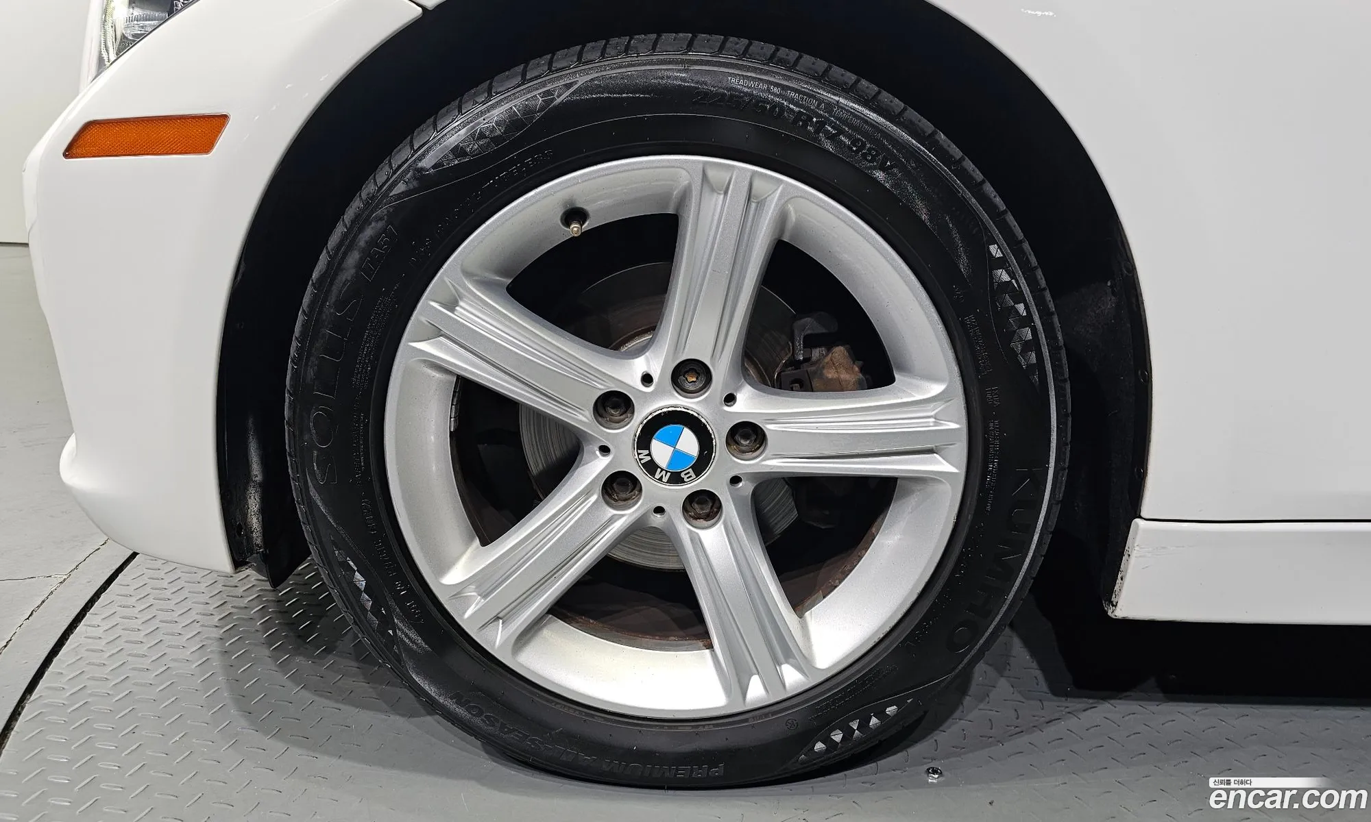BMW 3 Series F30 320I - фотография 14485751