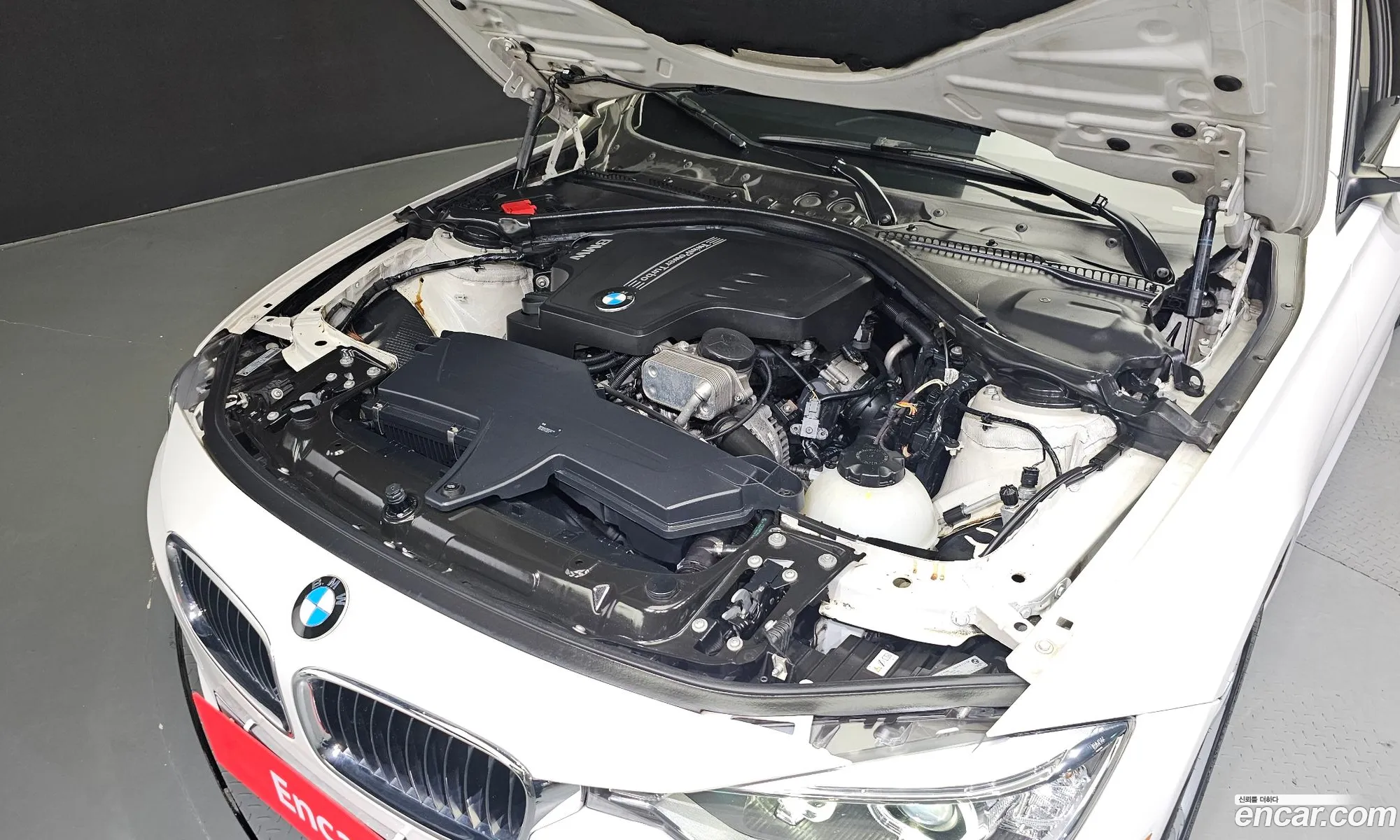 BMW 3 Series F30 320I - фотография 14485752