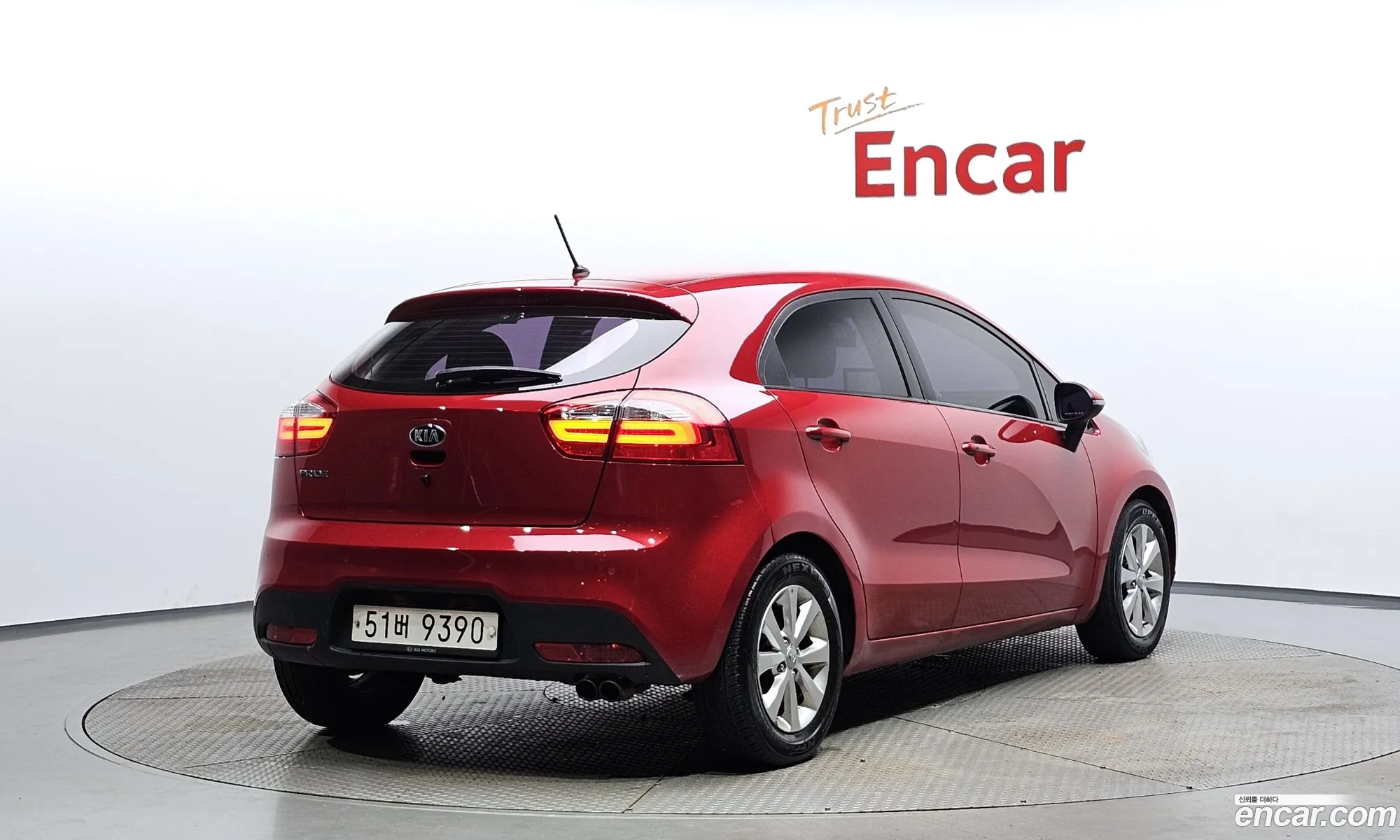 Kia All New Pride 16 Gdi Hatchback Luxury - фотография 1570827
