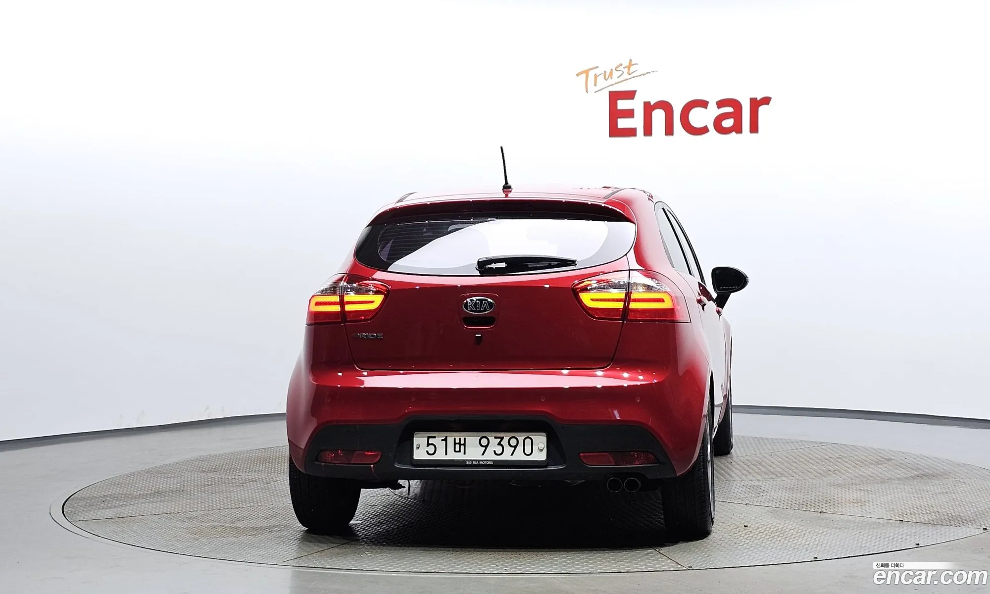 Kia All New Pride 16 Gdi Hatchback Luxury - фотография 1570829