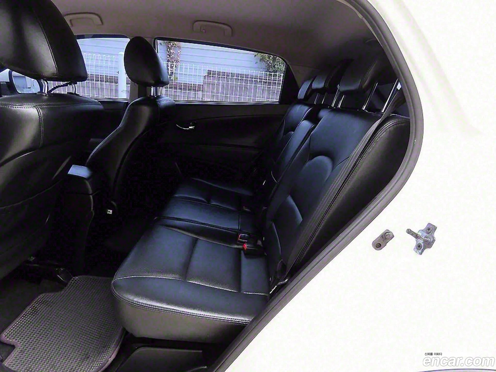 Kg Mobility Ssangyong Korando C Clubby 2Wd Park - фотография 7399855