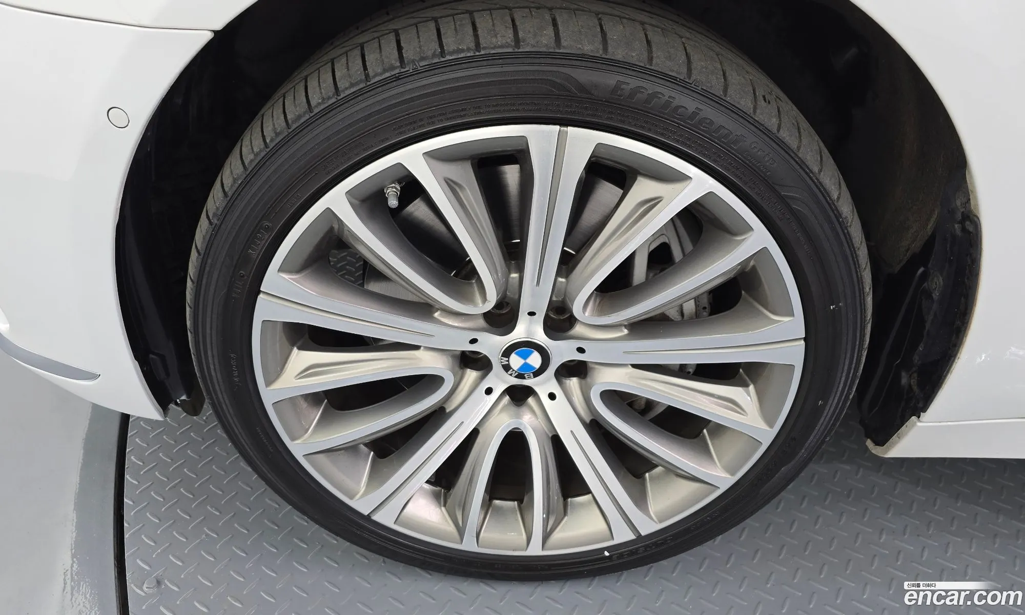 BMW 7Er Vi G11G12 750Li xDrive 2018 - фотография 16213512