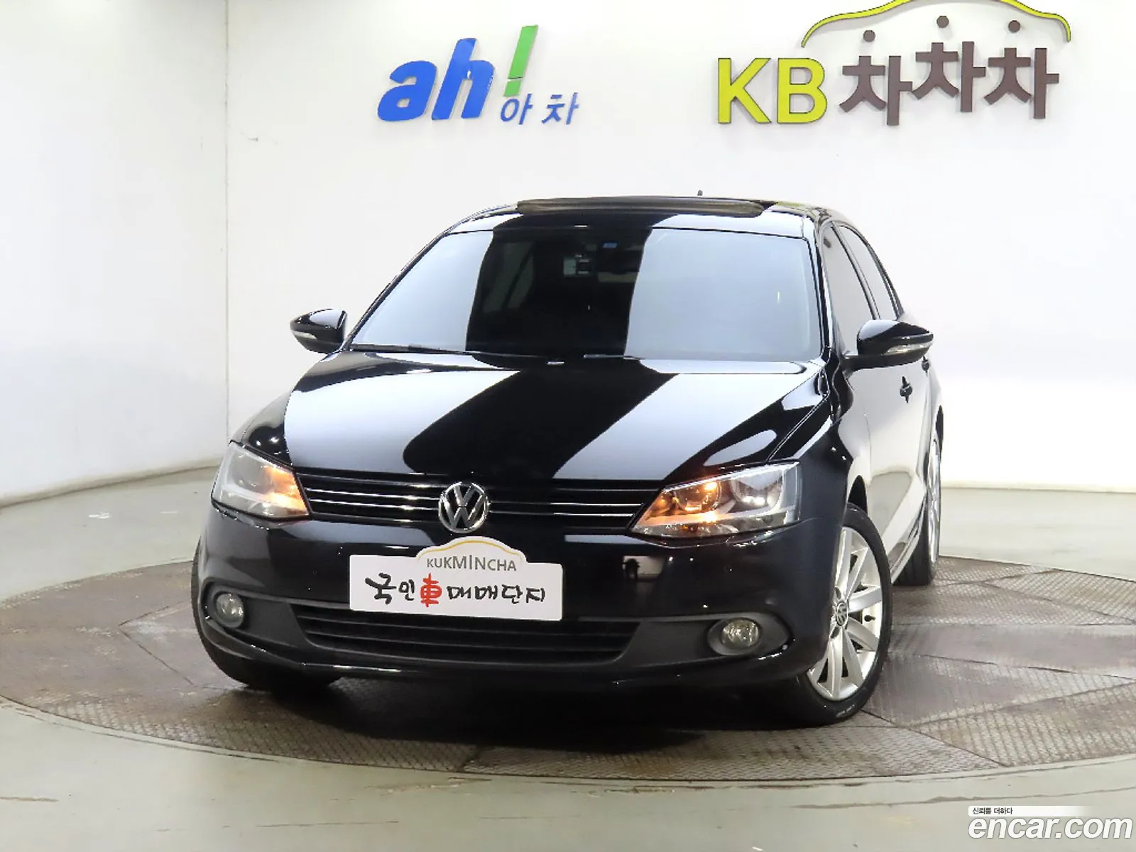 Volkswagen New Jetta 20 Tdi 6Th Generation - фотография 12182764