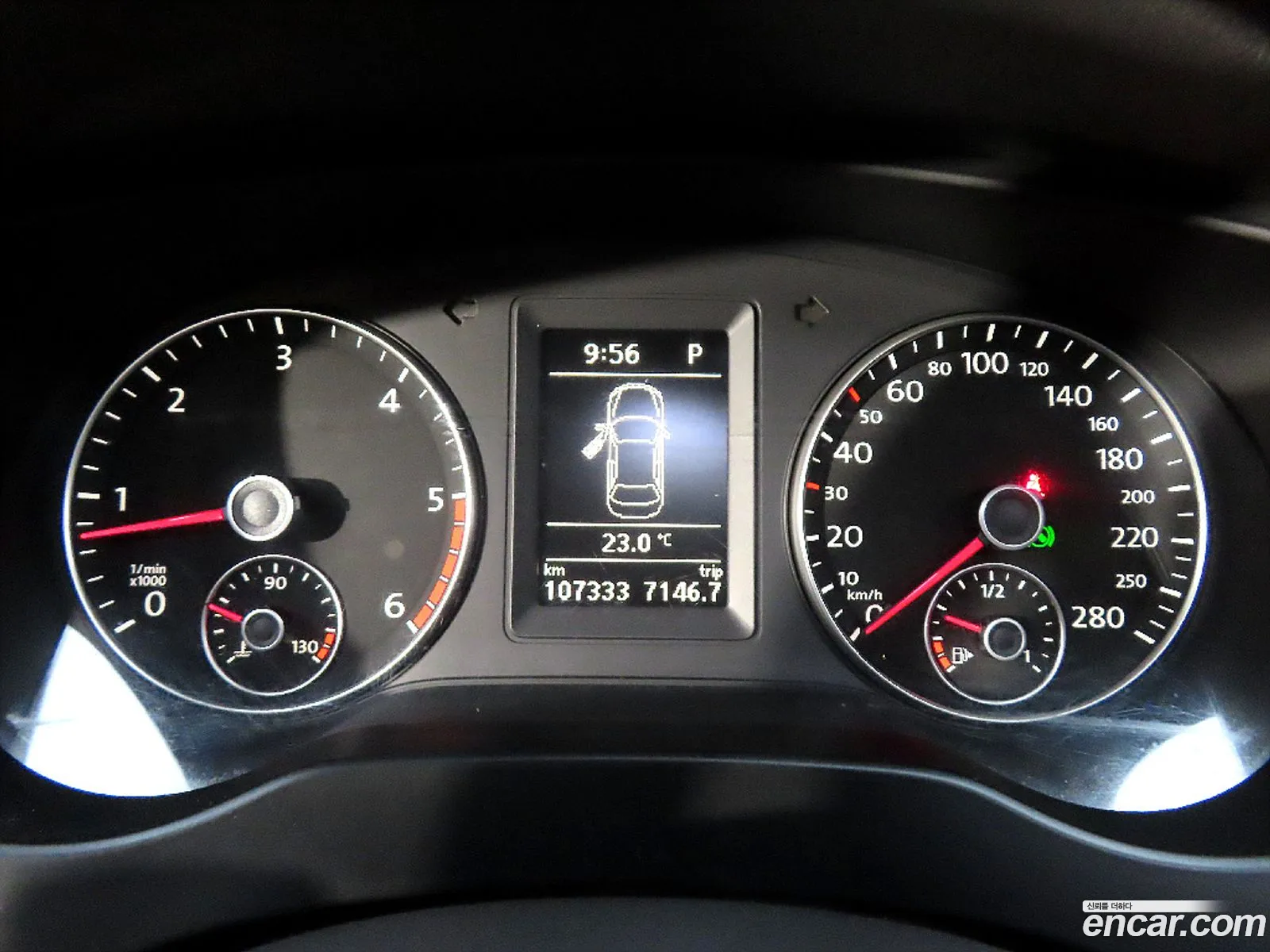 Volkswagen New Jetta 20 Tdi 6Th Generation - фотография 12182766