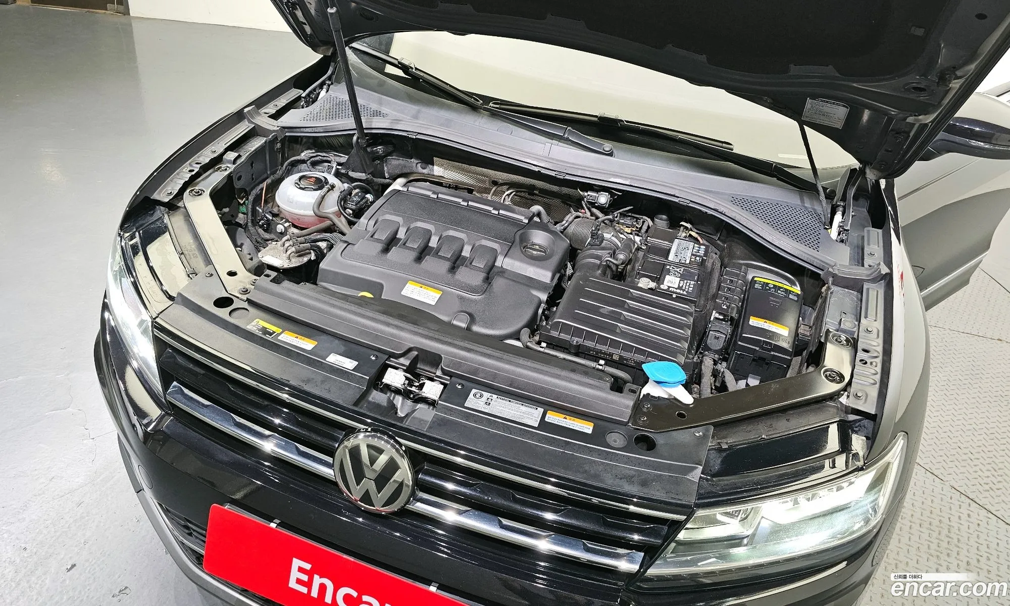 Volkswagen Tiguan 2Nd Generation 20 Tdi Premium - фотография 12184776