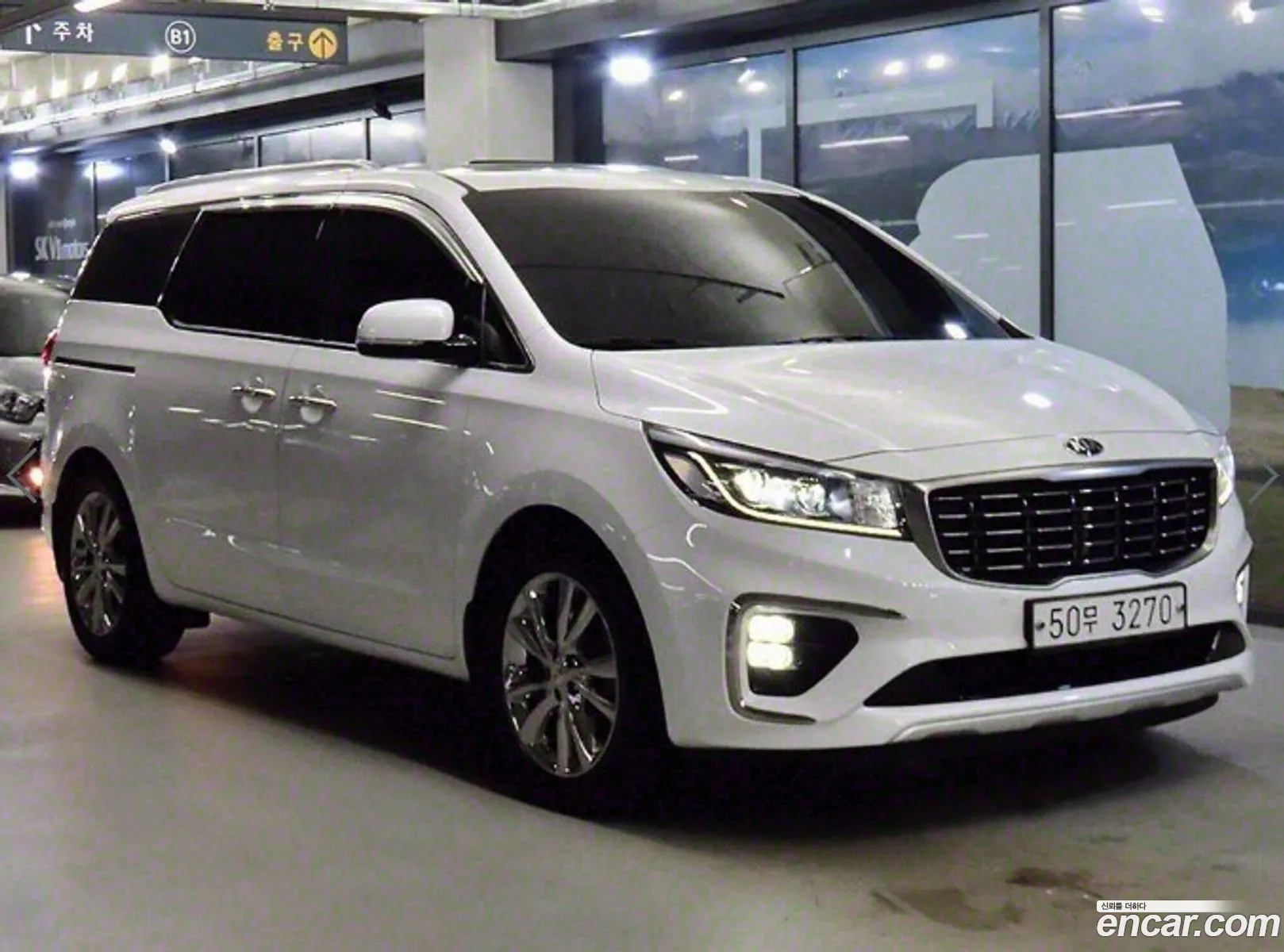 Kia The New Carnival 9-Seater Noblesse - фотография 12508264