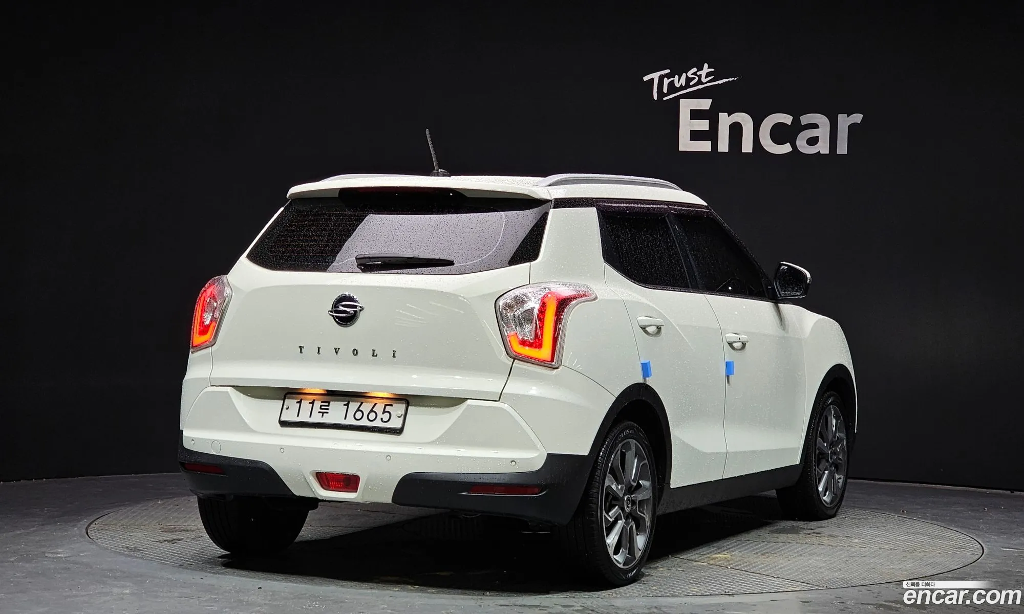 Kg Mobility Ssangyong Tivoli Lx 2Wd Top-Of-The-Line Model - фотография 7716252