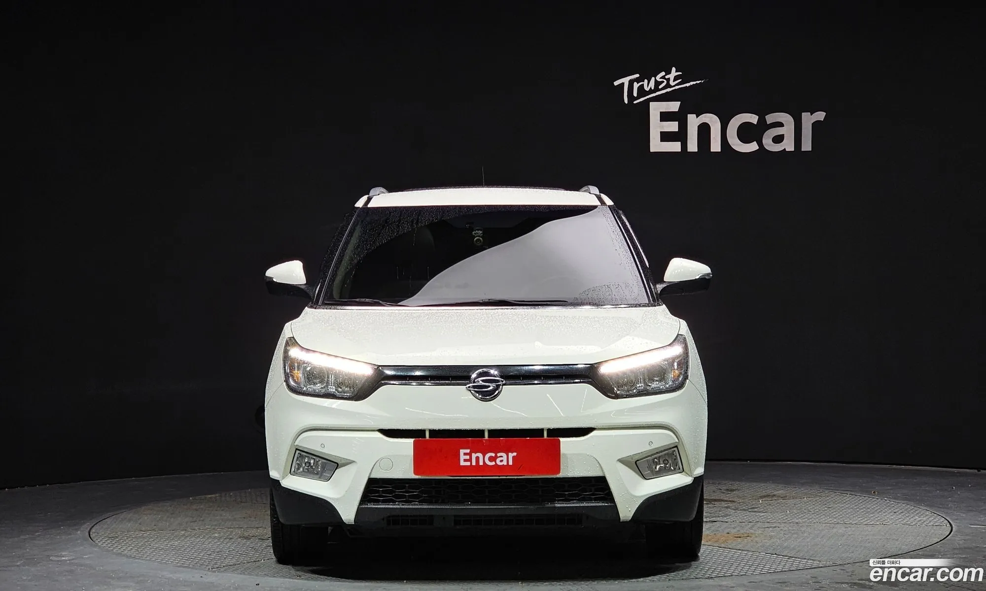 Kg Mobility Ssangyong Tivoli Lx 2Wd Top-Of-The-Line Model - фотография 7716253