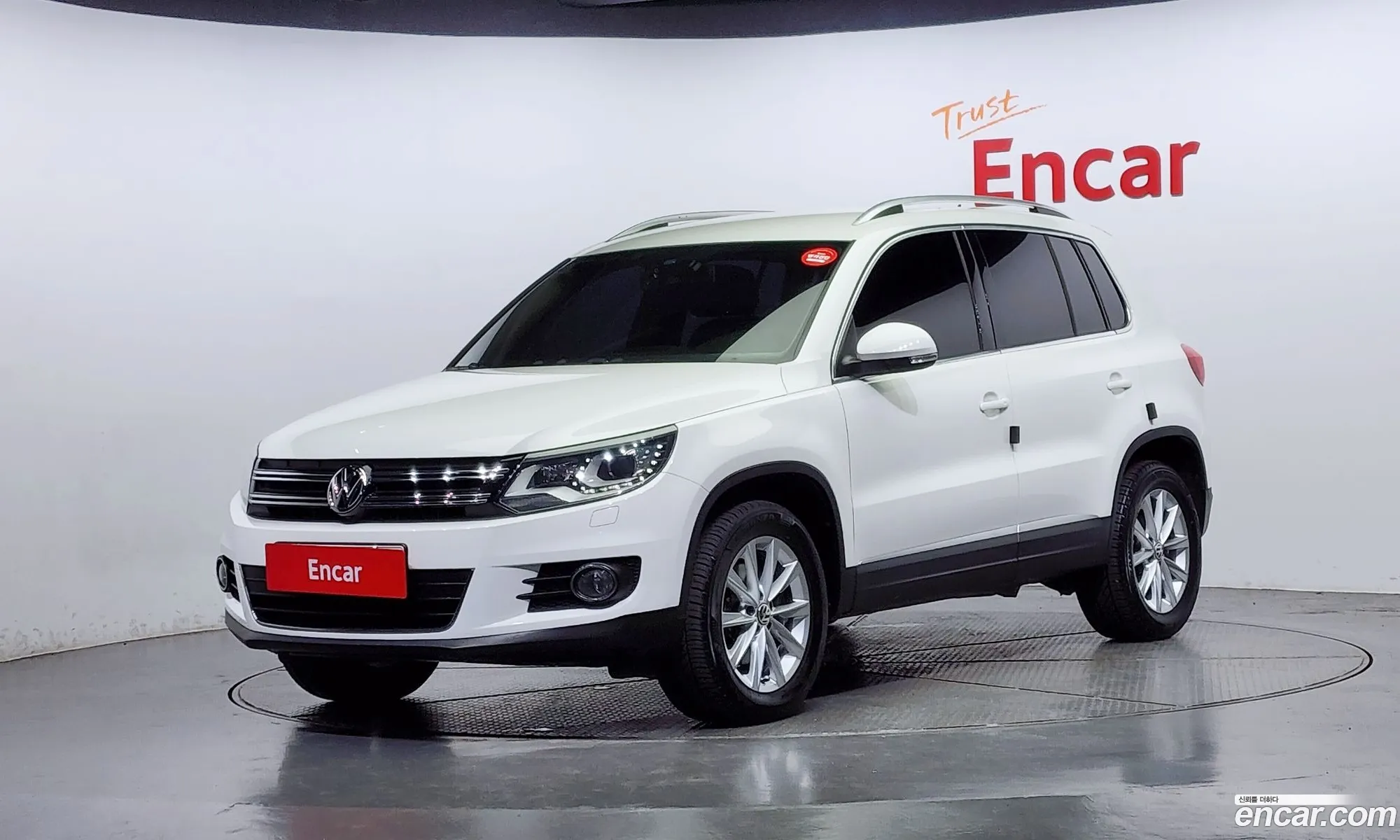 Volkswagen New Tiguan 20 Tdi Comfort 5N - фотография 12182738