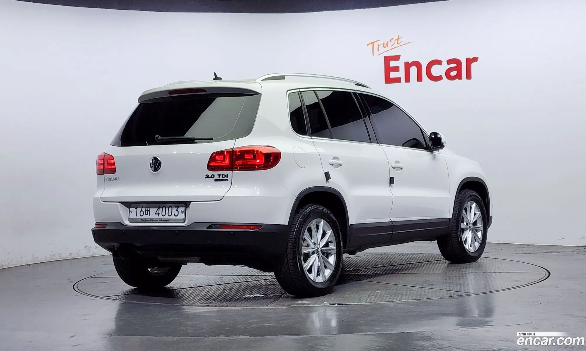Volkswagen New Tiguan 20 Tdi Comfort 5N - фотография 12182739