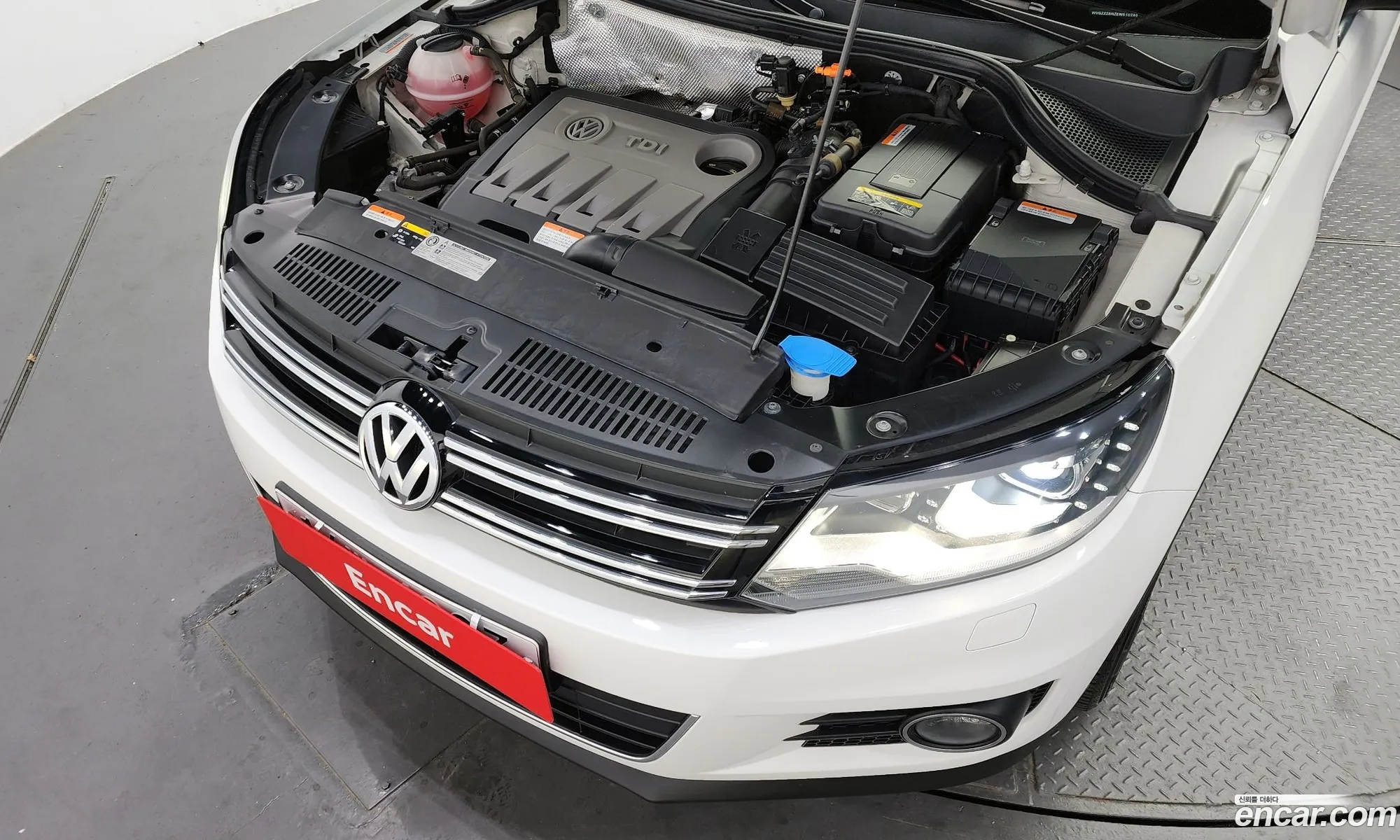 Volkswagen New Tiguan 20 Tdi Comfort 5N - фотография 12182743