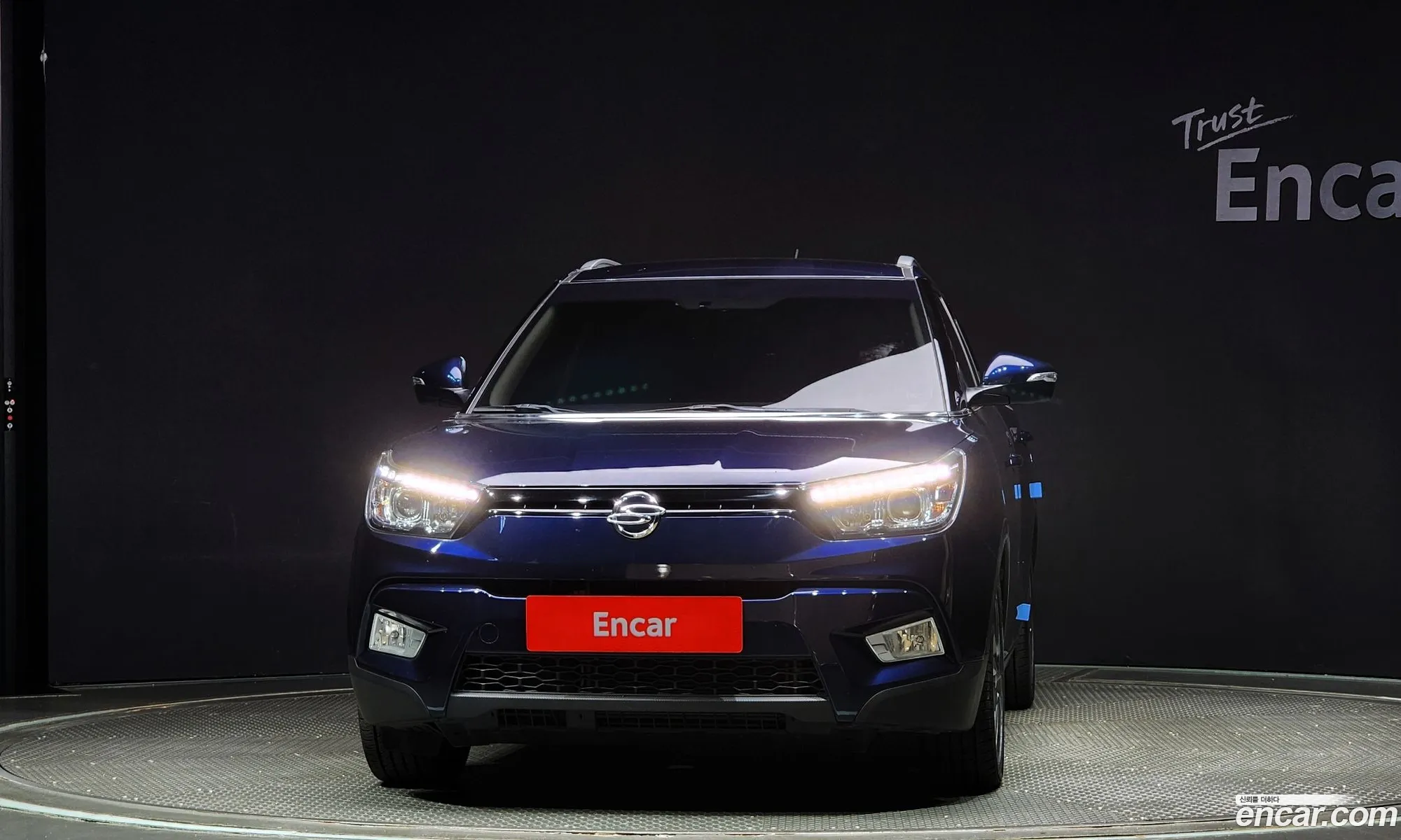 Kg Mobility Ssangyong Tivoli Lx 2Wd Luxury Model - фотография 7749502