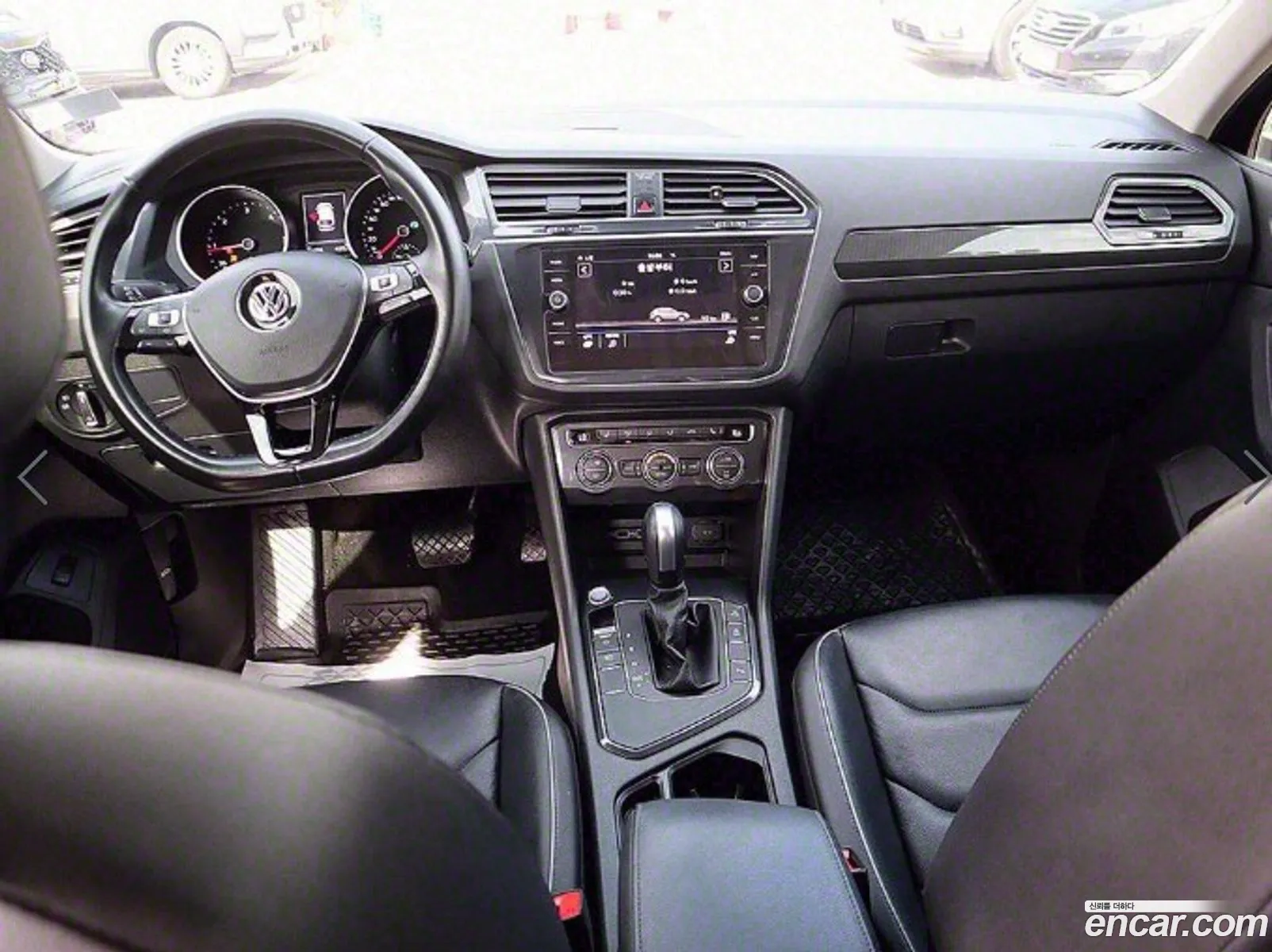 Volkswagen Tiguan 2Nd Generation 20 Tdi Premium - фотография 12182754