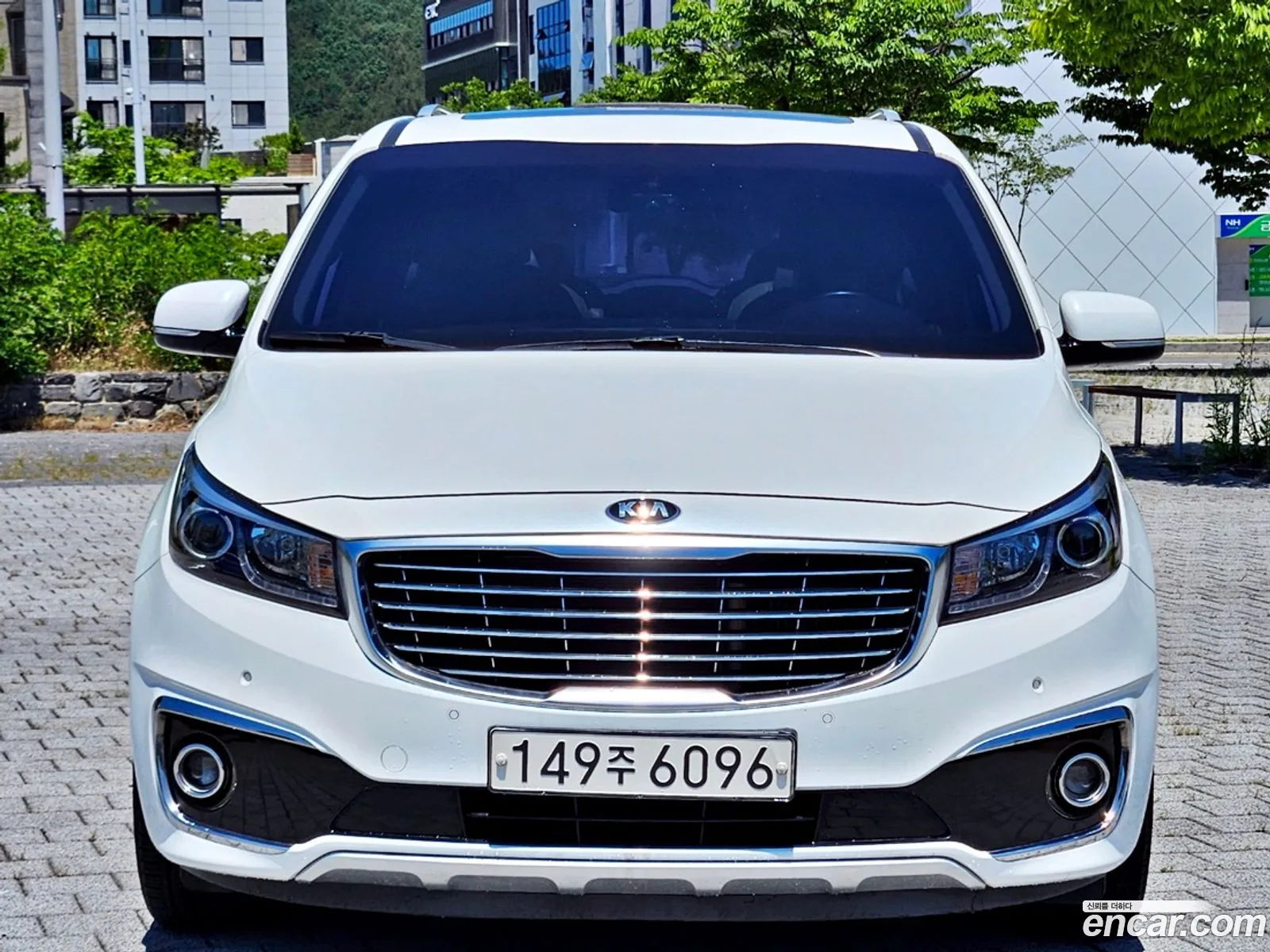Kia All New Carnival 9-Seater Prestige - фотография 1567589
