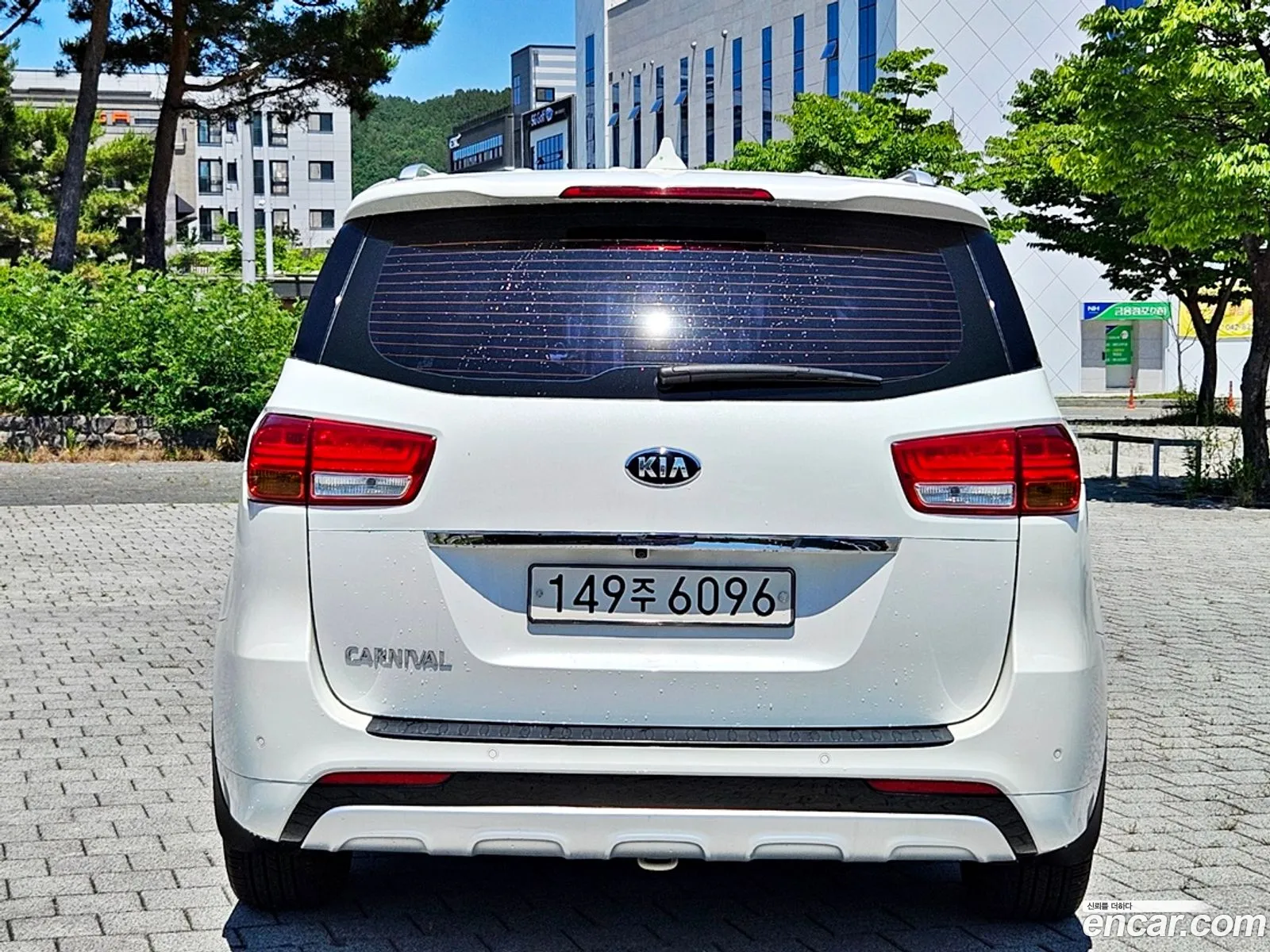 Kia All New Carnival 9-Seater Prestige - фотография 1567592