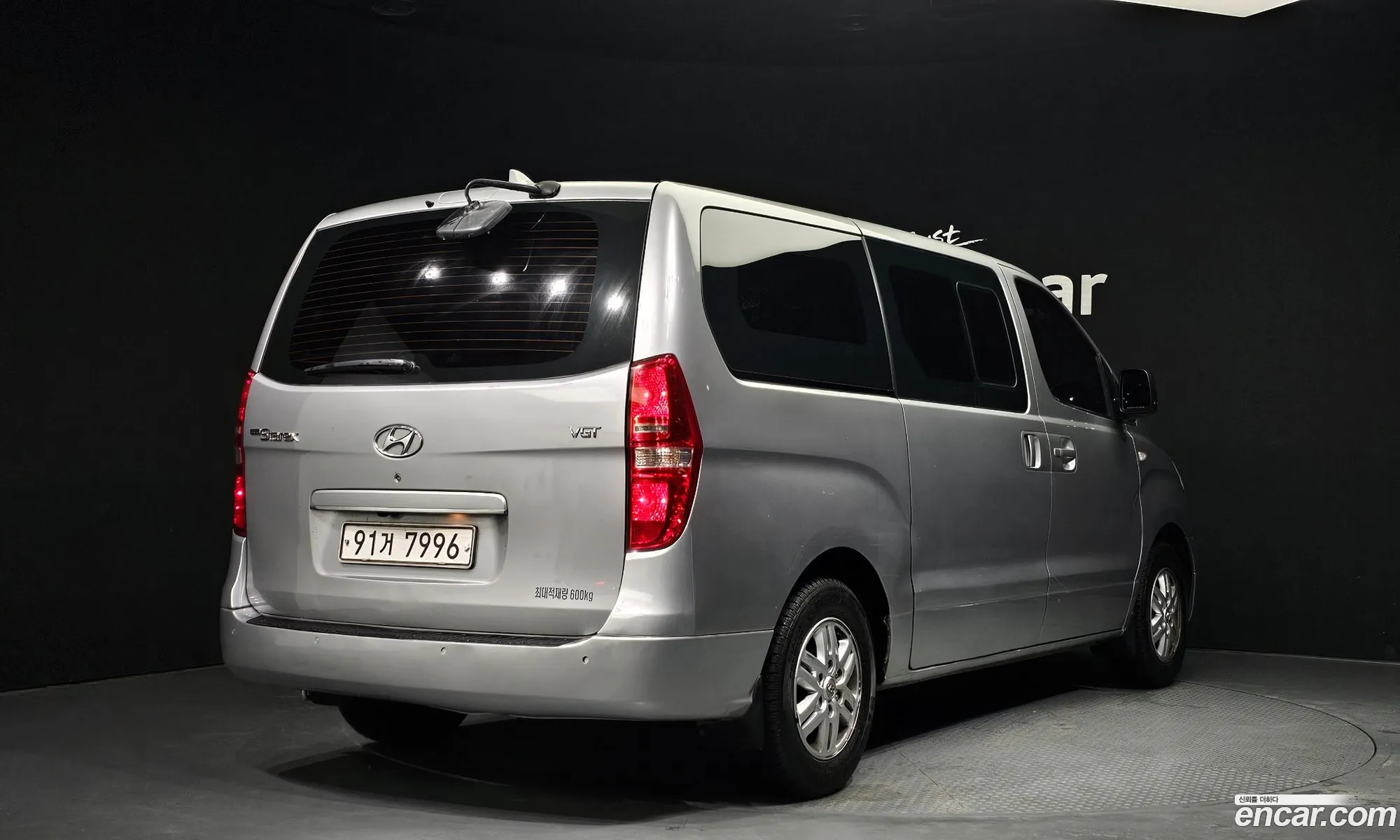 Hyundai Grand Starex 5-Seater Lpi Van Smart - фотография 12529571