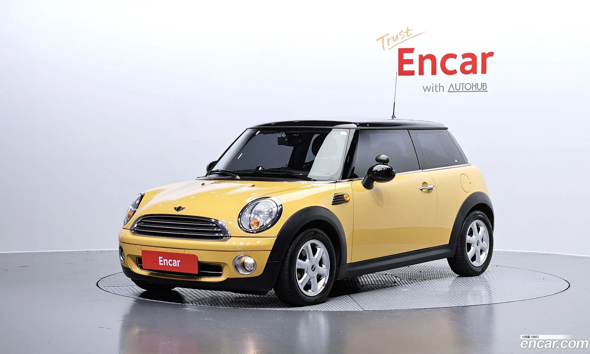 Mini Cooper Se - фотография 310472